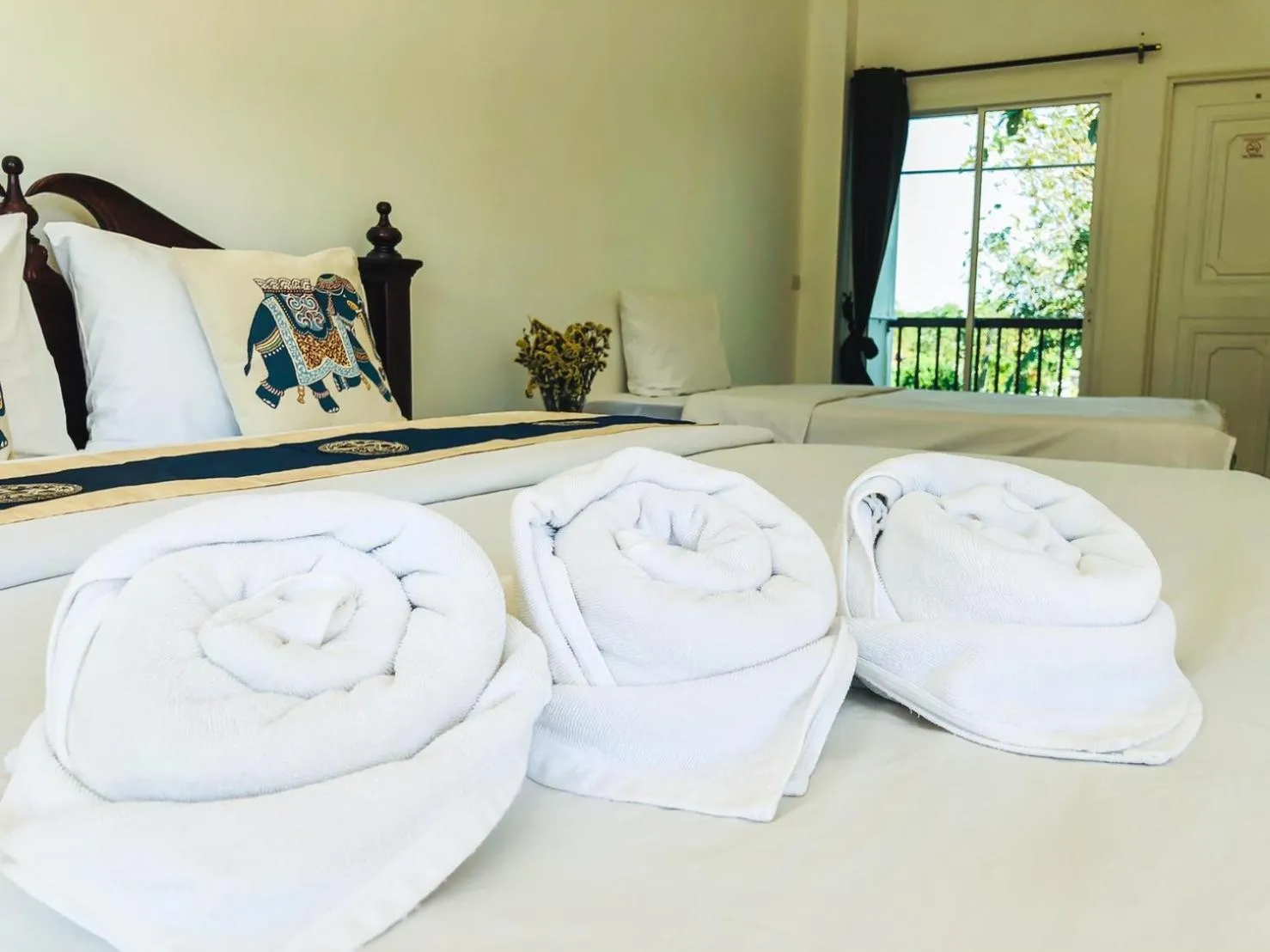 Bed in Baanlugchange Hotel โรงแรมบ้านลูกช้าง