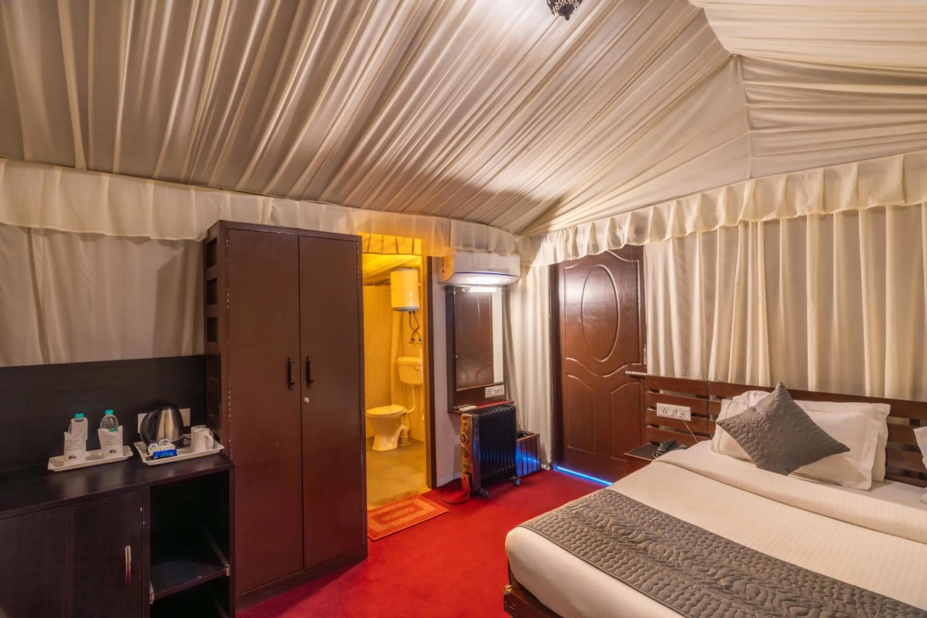 Other, Bed in Samskara & Samsara