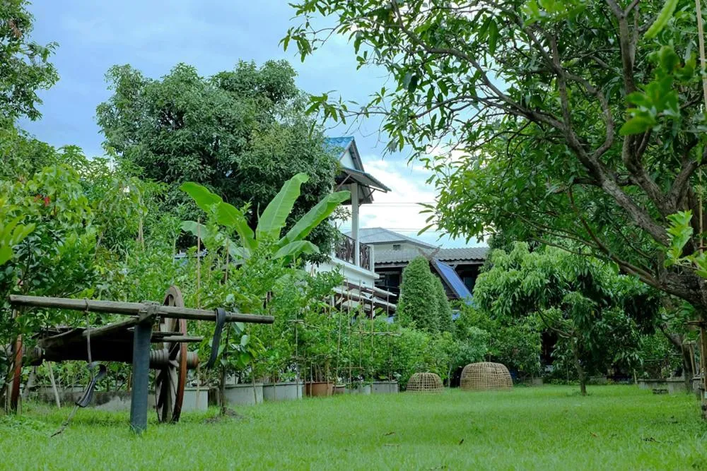 Property building in Sor Vorapin Muay Thai Home