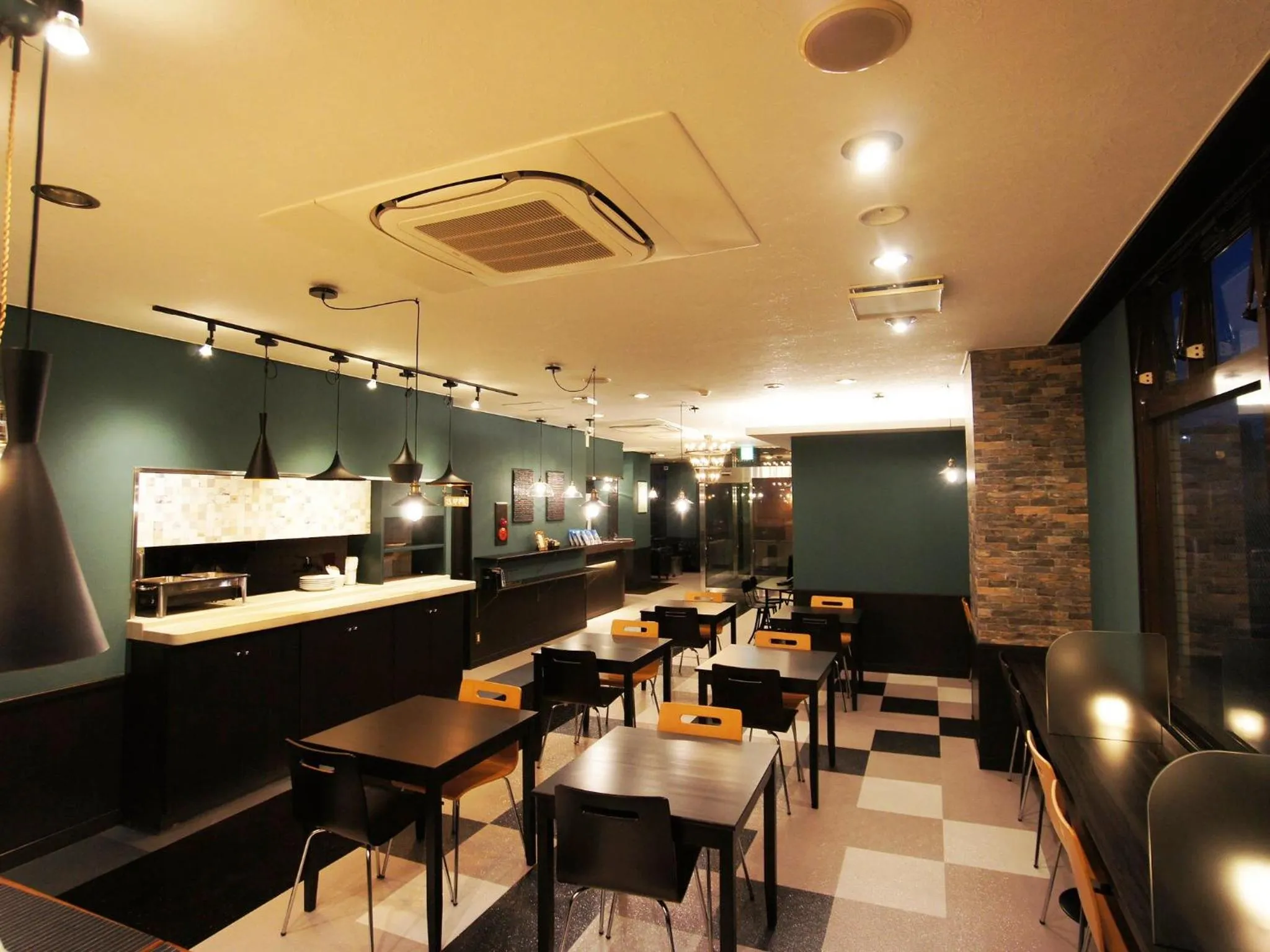 Restaurant/places to eat in Hotel AreaOne Nobeoka