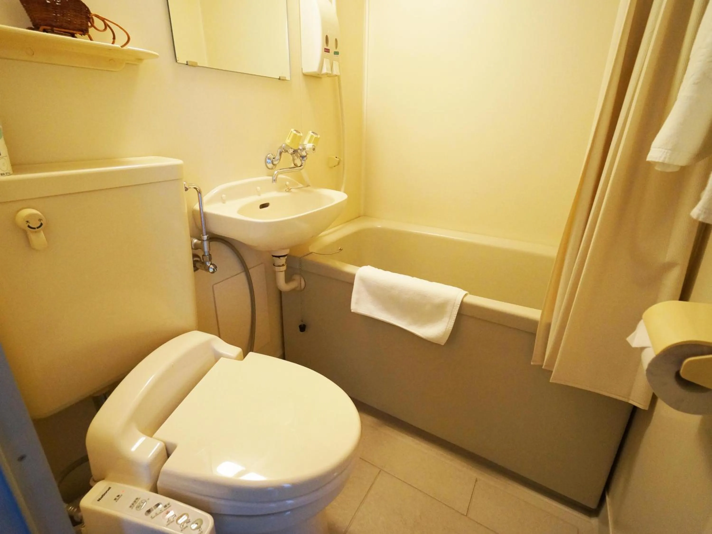 Photo of the whole room in Hotel AreaOne Nobeoka