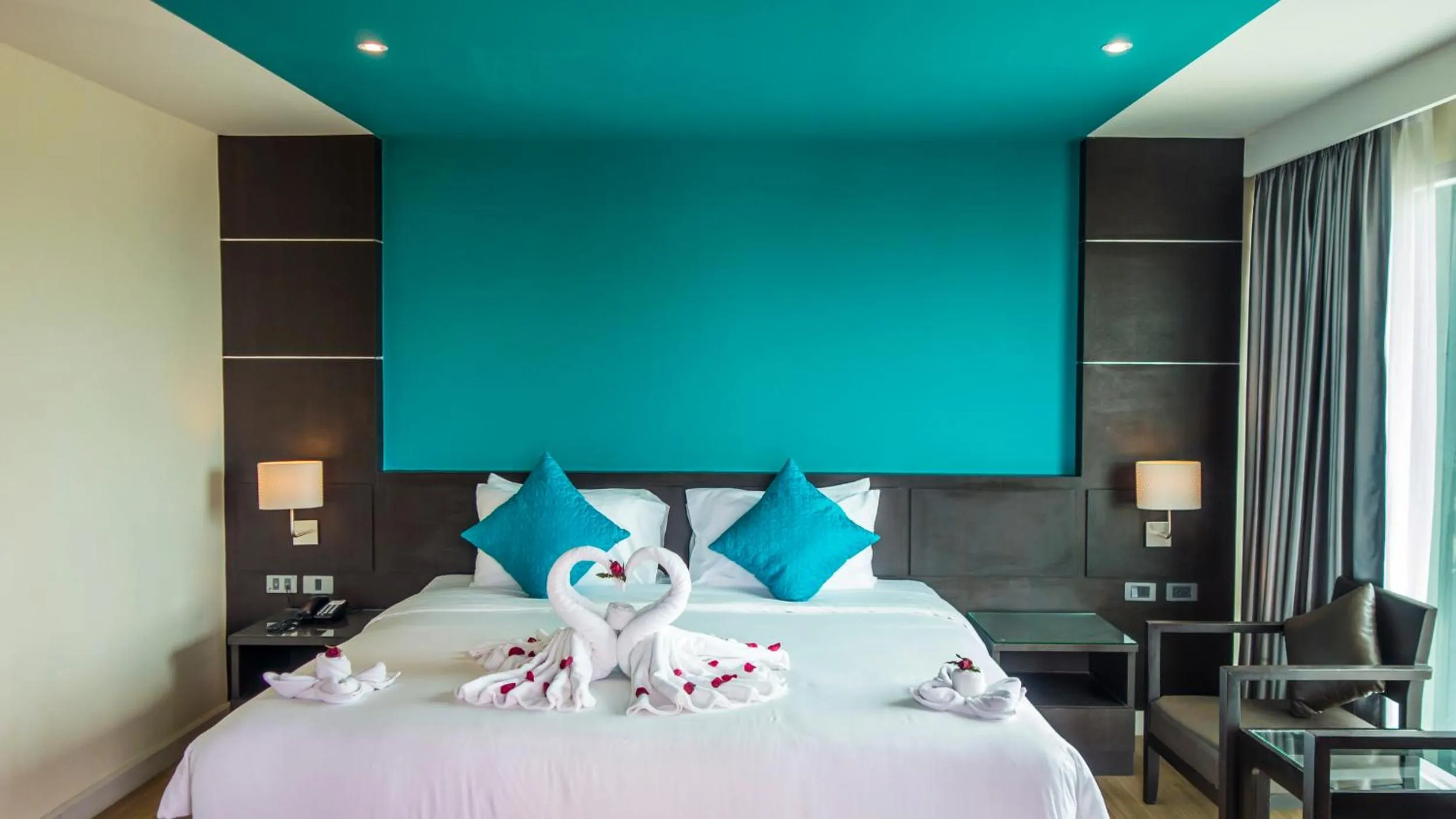 Bed in Unique Regency Pattaya