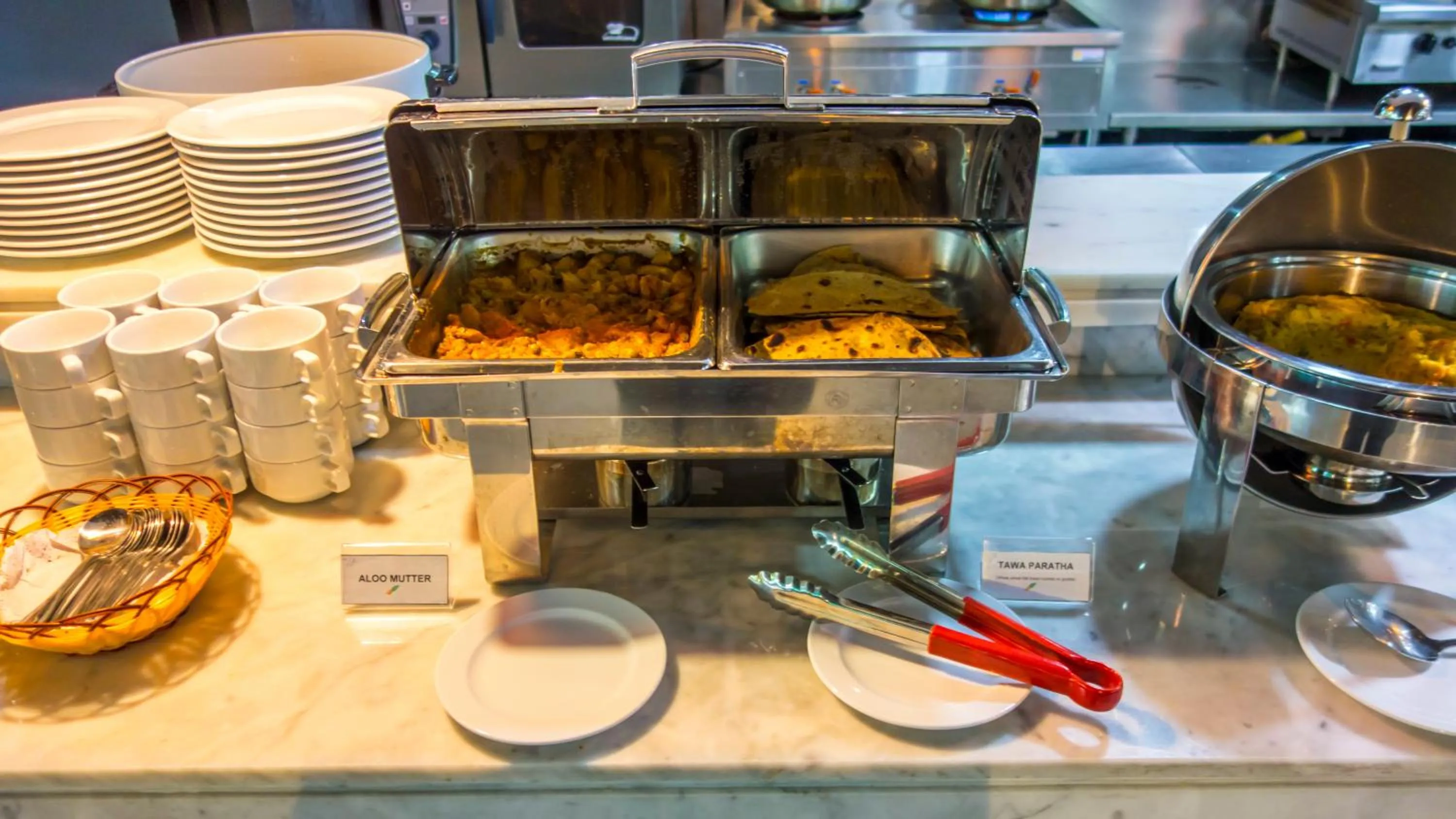 Food and drinks in Unique Regency Pattaya