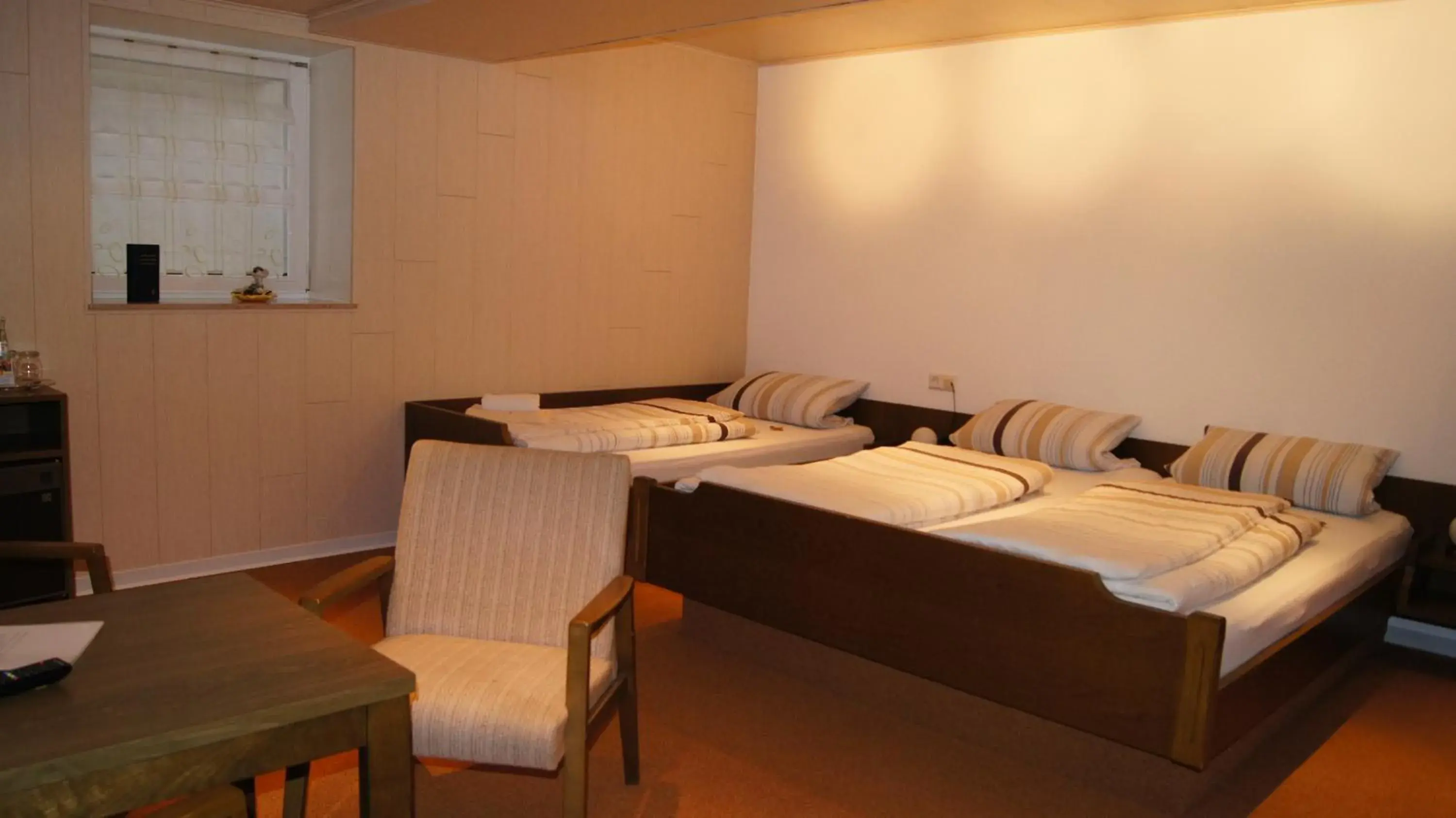 Triple Room with Shower - single occupancy in Villa Bruderfels, Garni Triple Room with Shower - single occupancy in Villa Bruderfels, Garni