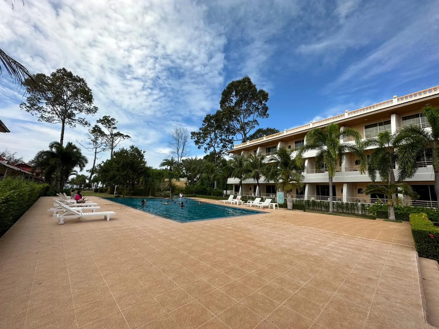 Swimming pool in Villa Blanca Hotel & Restaurant