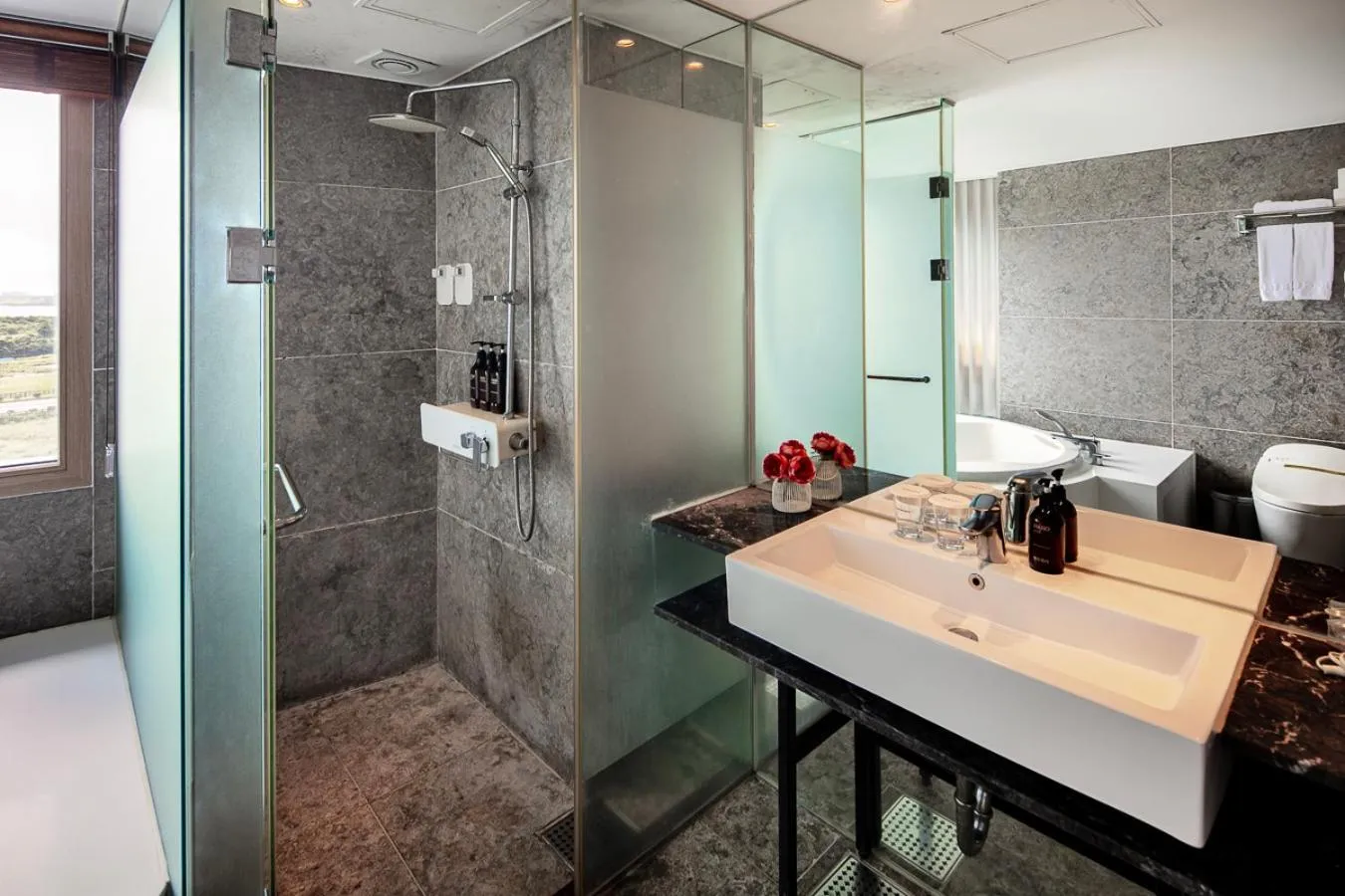 Bathroom in The Best Jeju Seongsan