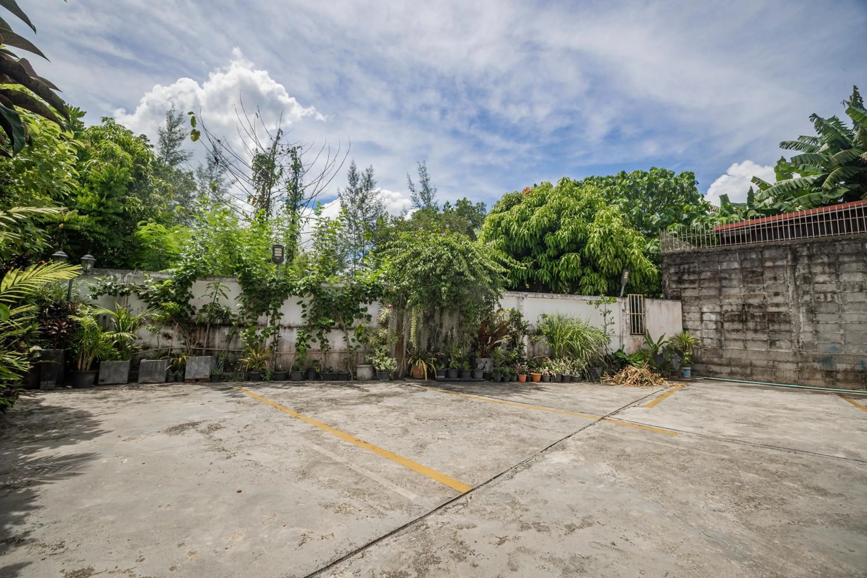 Area and facilities in Winrisa Place