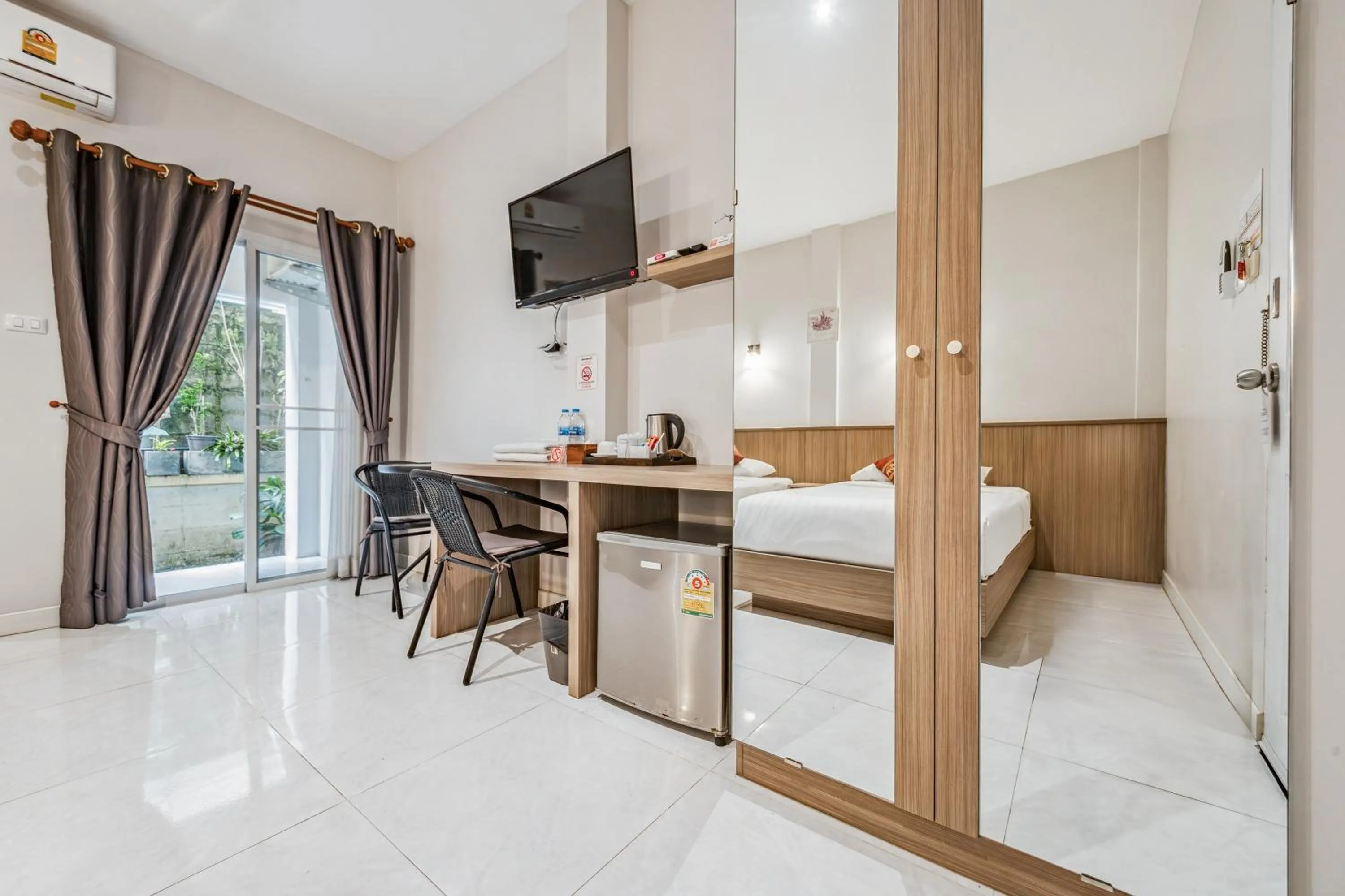 Bed in Winrisa Place