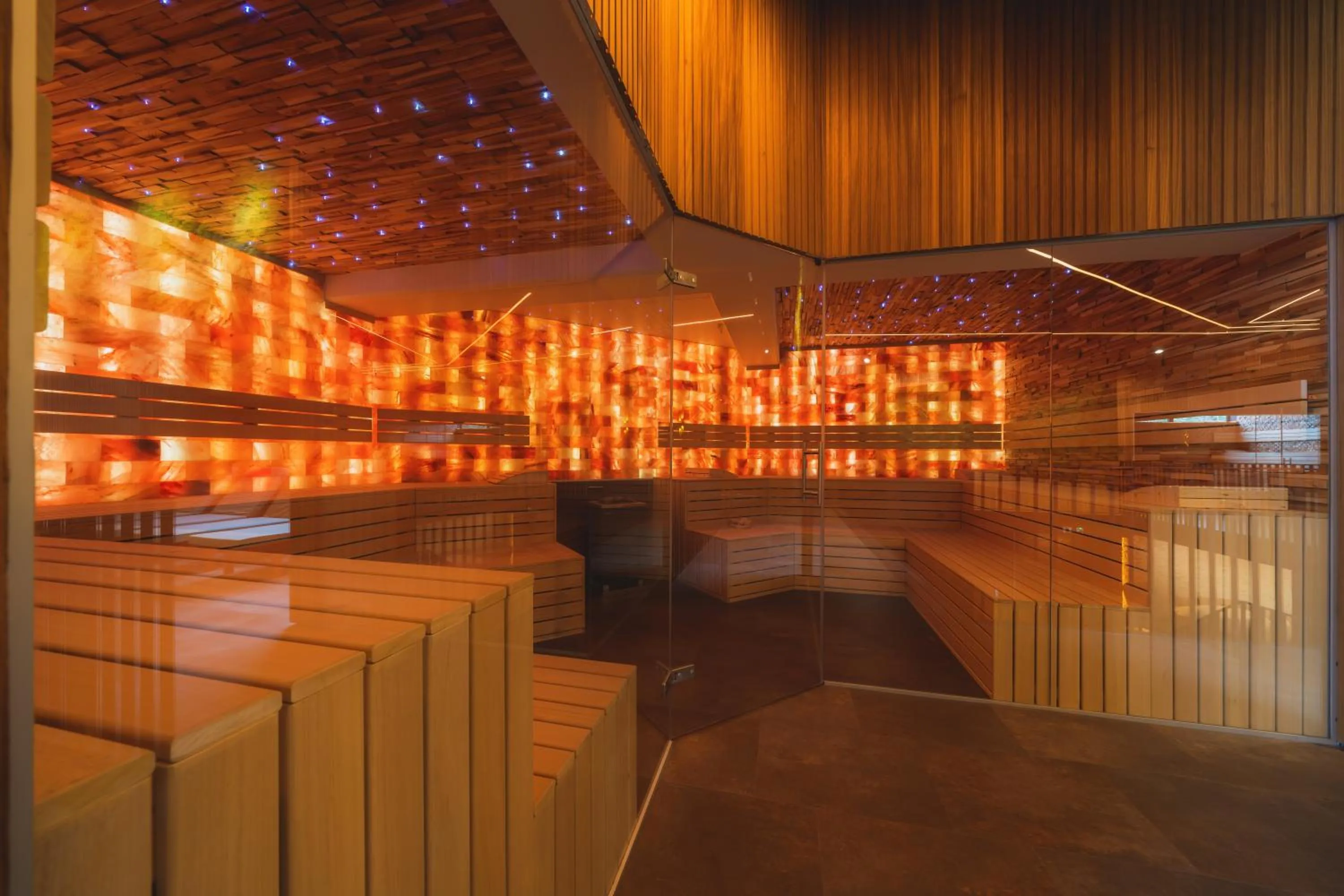 Spa and wellness centre/facilities in Hotel & Wellness Royal Astrid