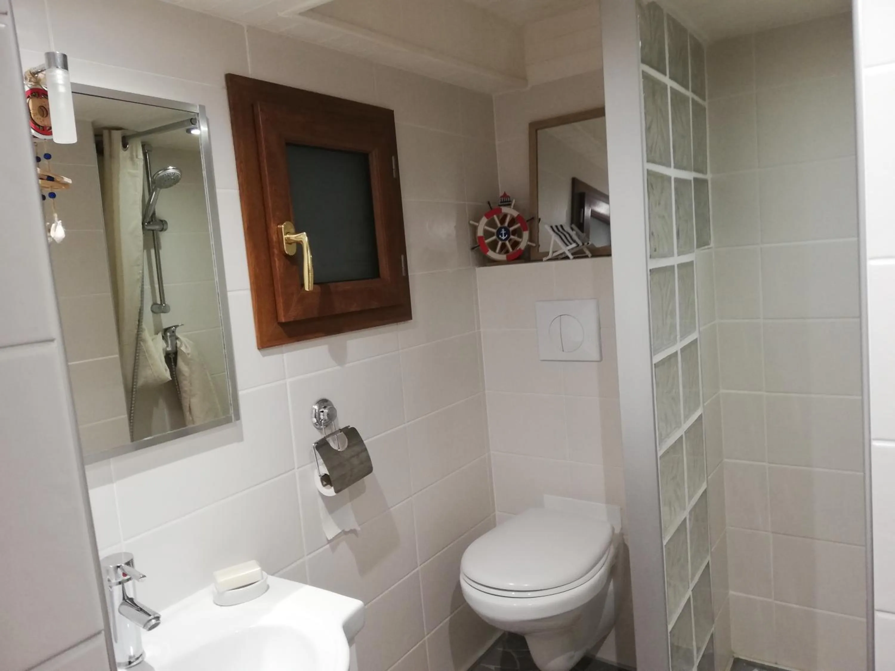 Bathroom in Fouettara