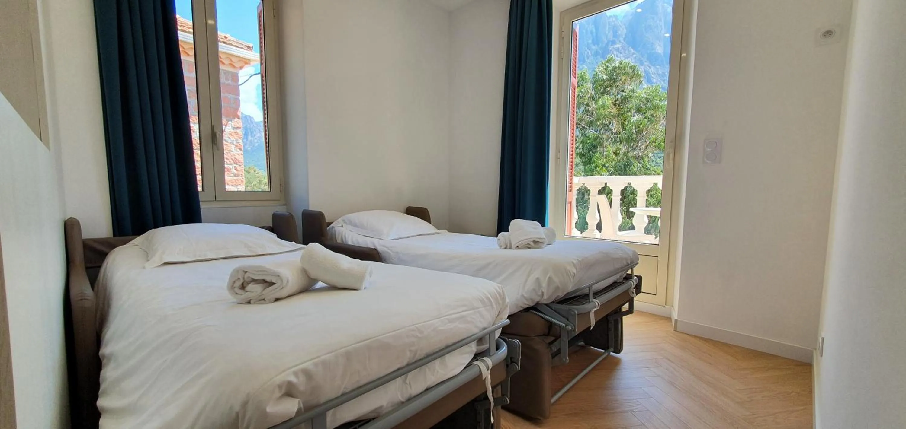 Bed in Hôtel Bella Vista