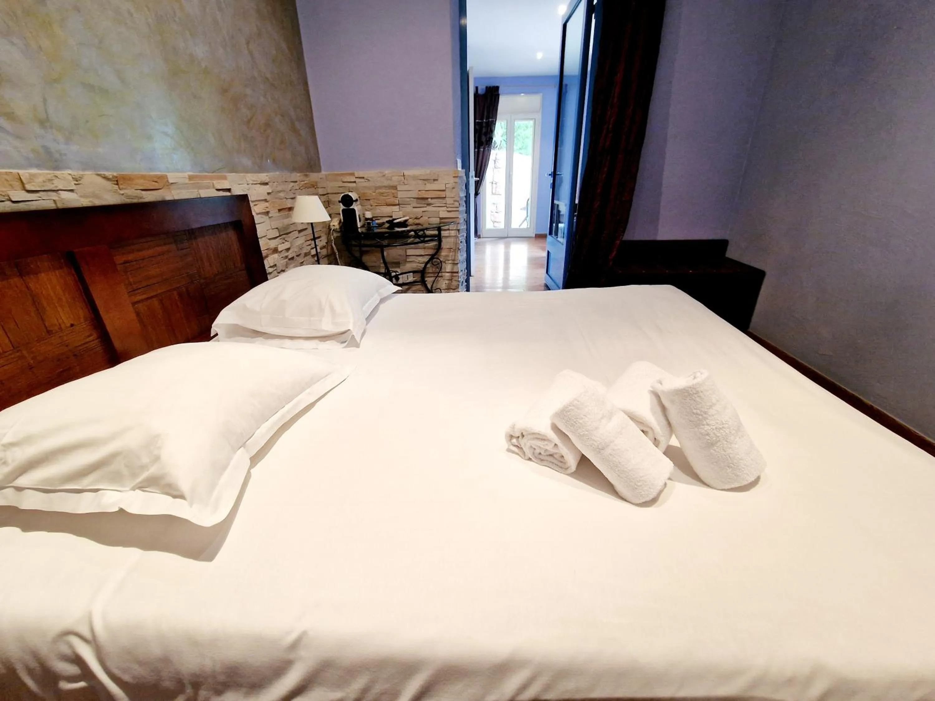 Bed in Hôtel Bella Vista