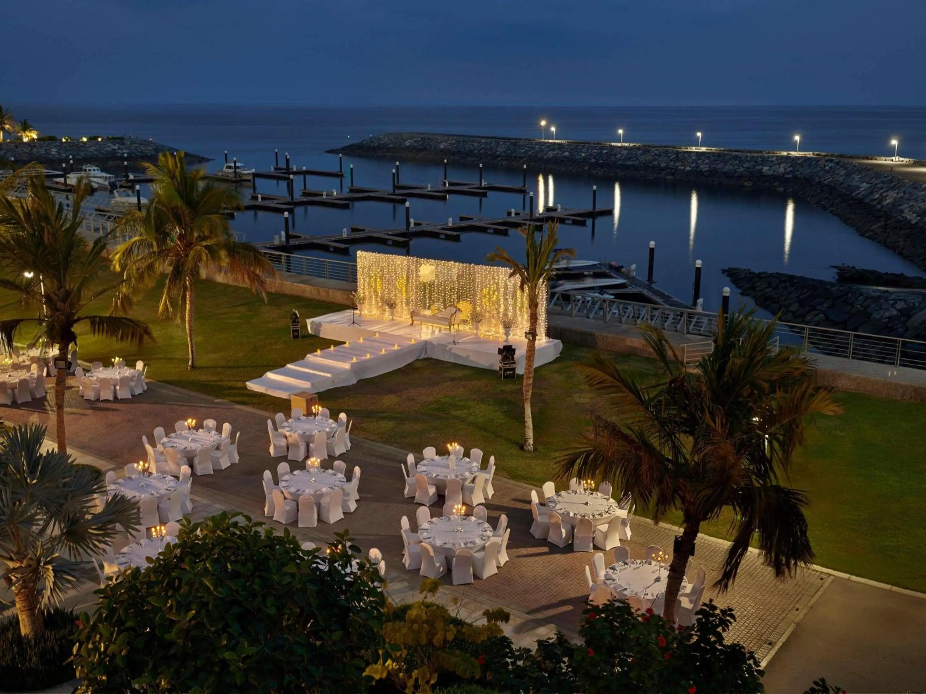 Meeting/conference room in Fairmont Fujairah Beach Resort
