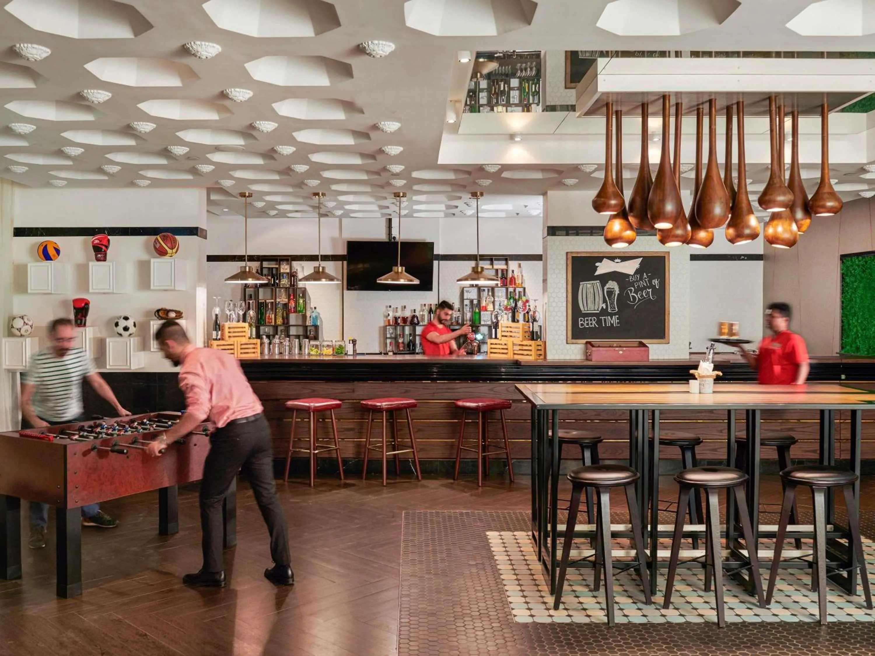 Lounge or bar in Fairmont Fujairah Beach Resort