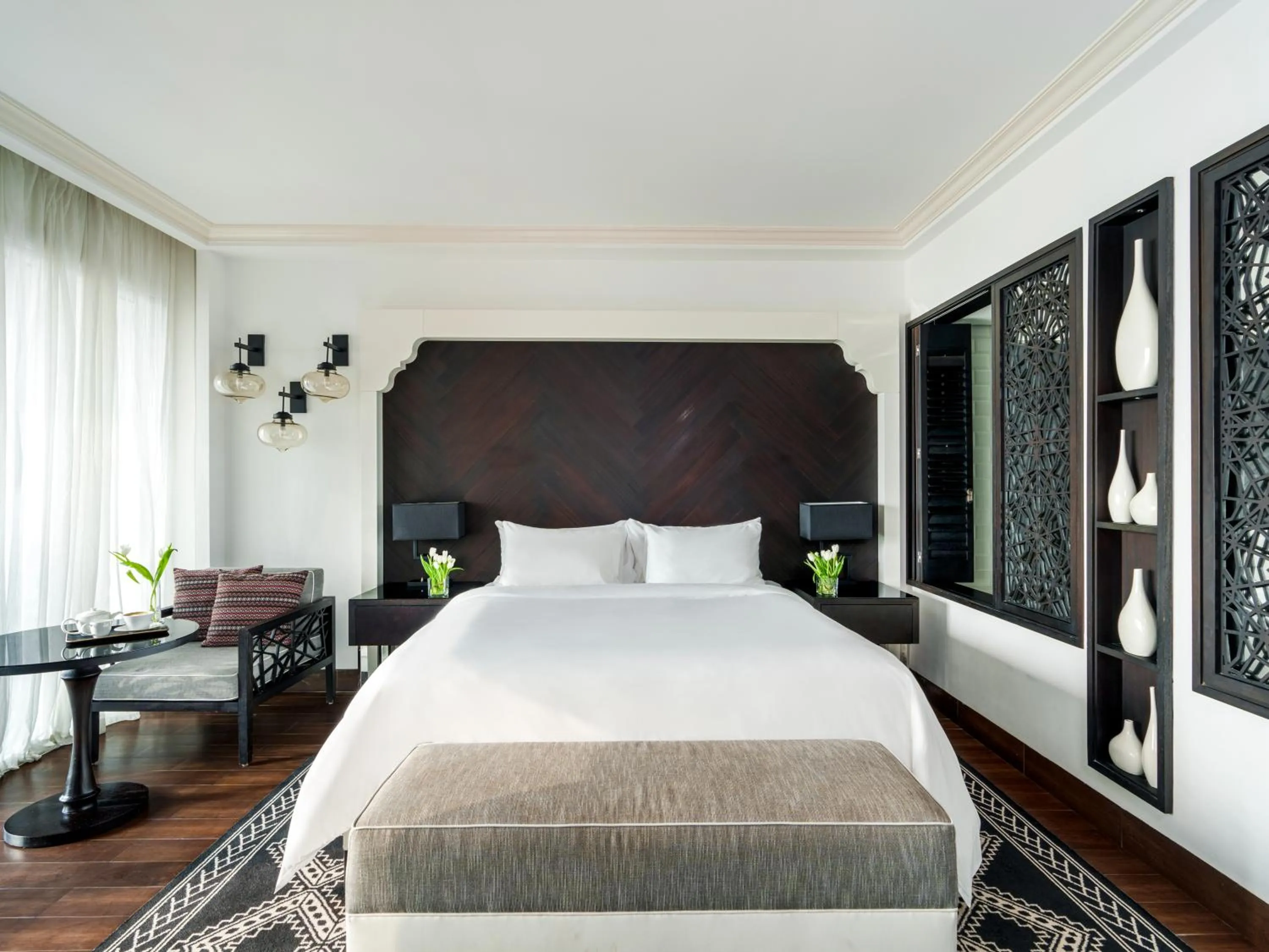 Bedroom, Bed in Fairmont Fujairah Beach Resort