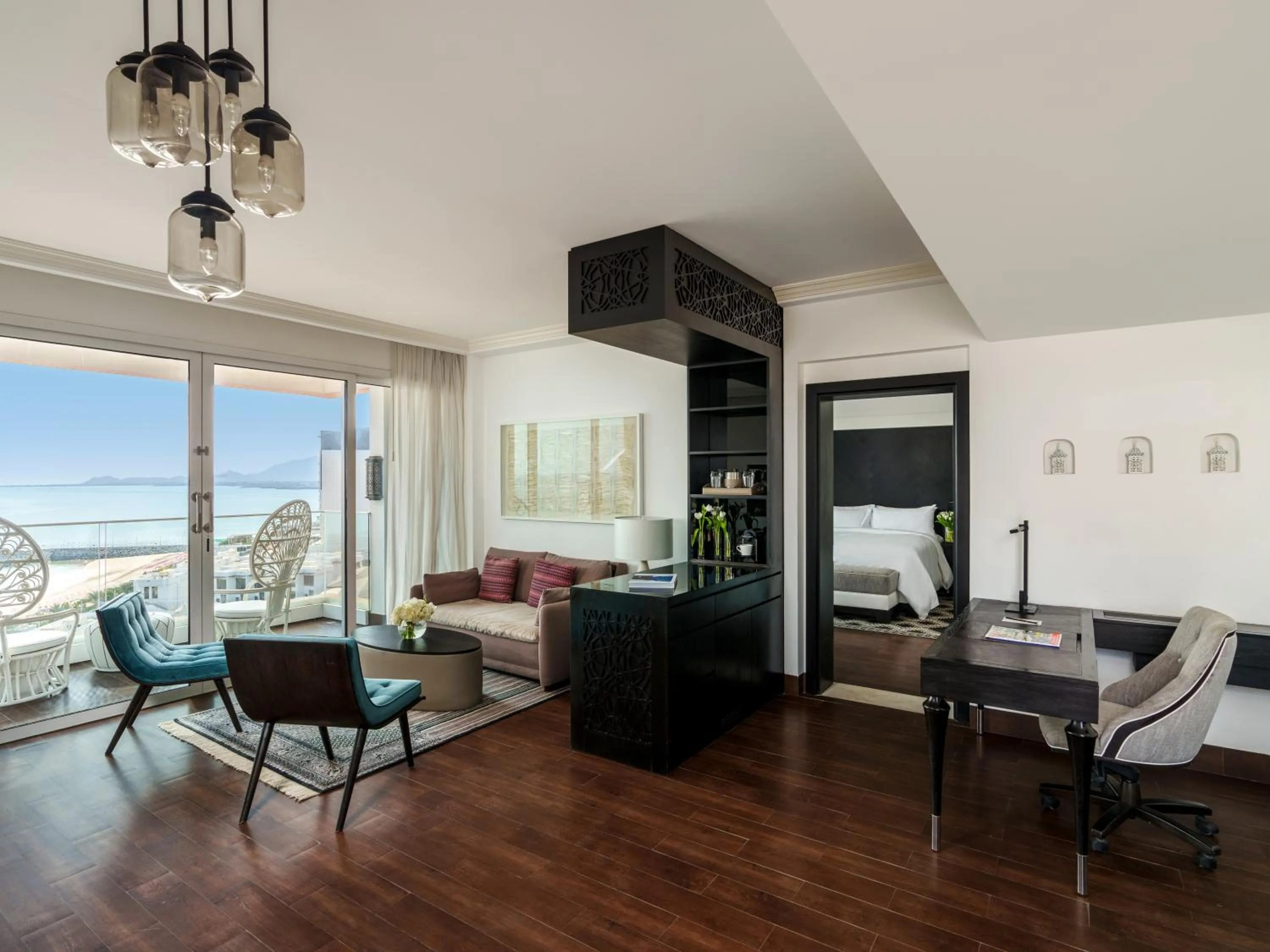 Living room in Fairmont Fujairah Beach Resort
