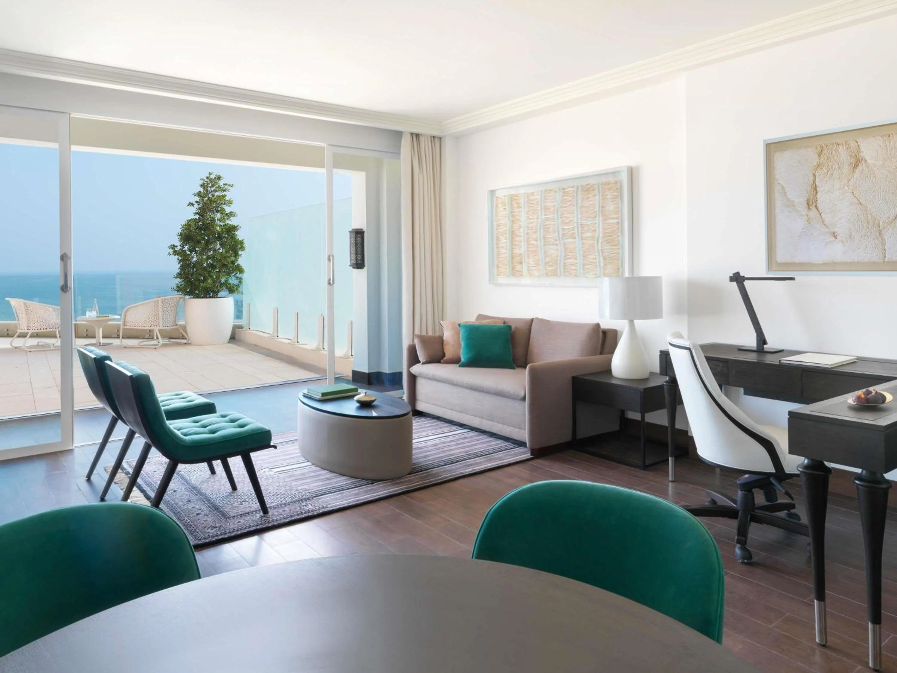 One Bedroom Suite Non Smoking in Fairmont Fujairah Beach Resort