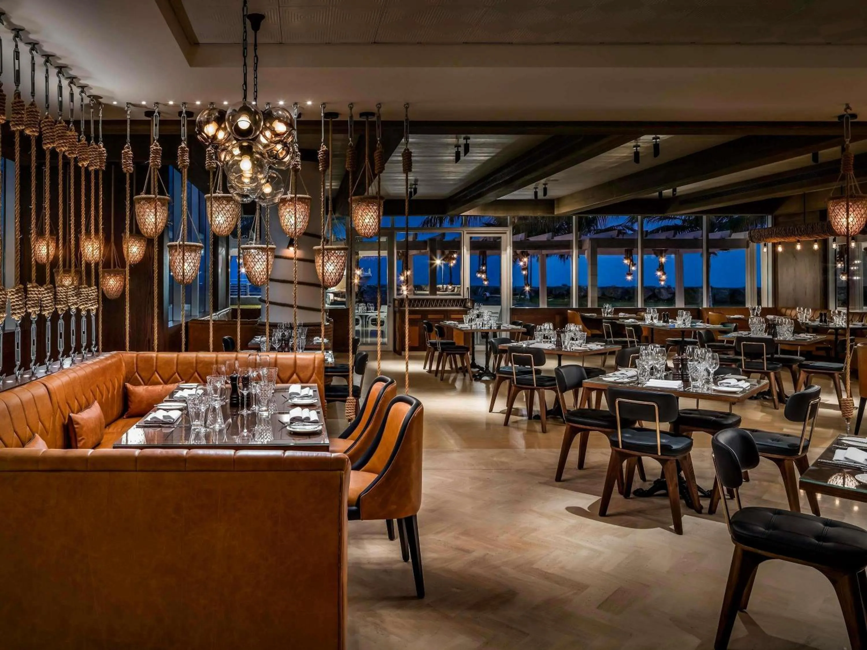 Restaurant/places to eat in Fairmont Fujairah Beach Resort