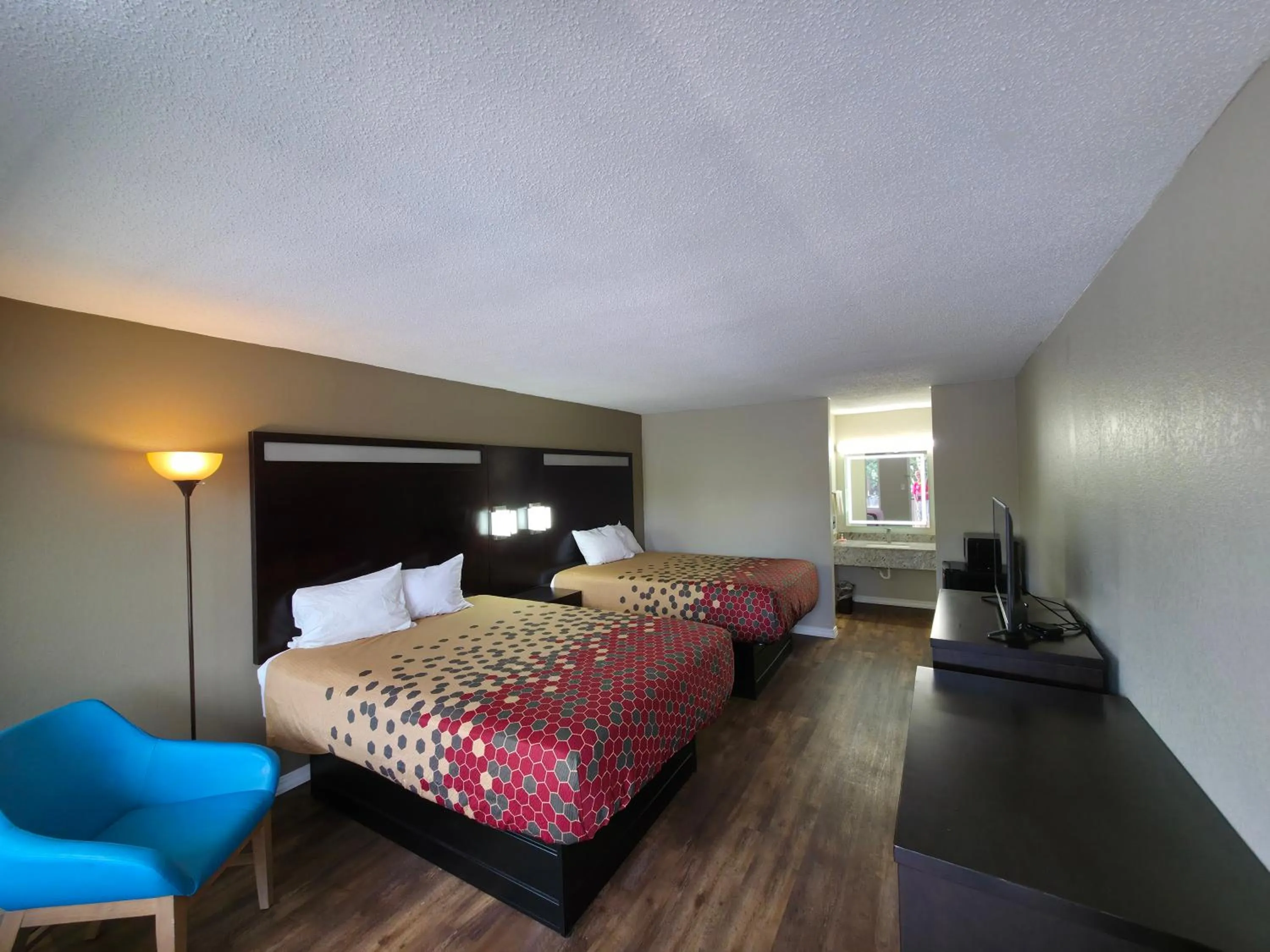 Photo of the whole room in Econo Lodge Lavonia I-85