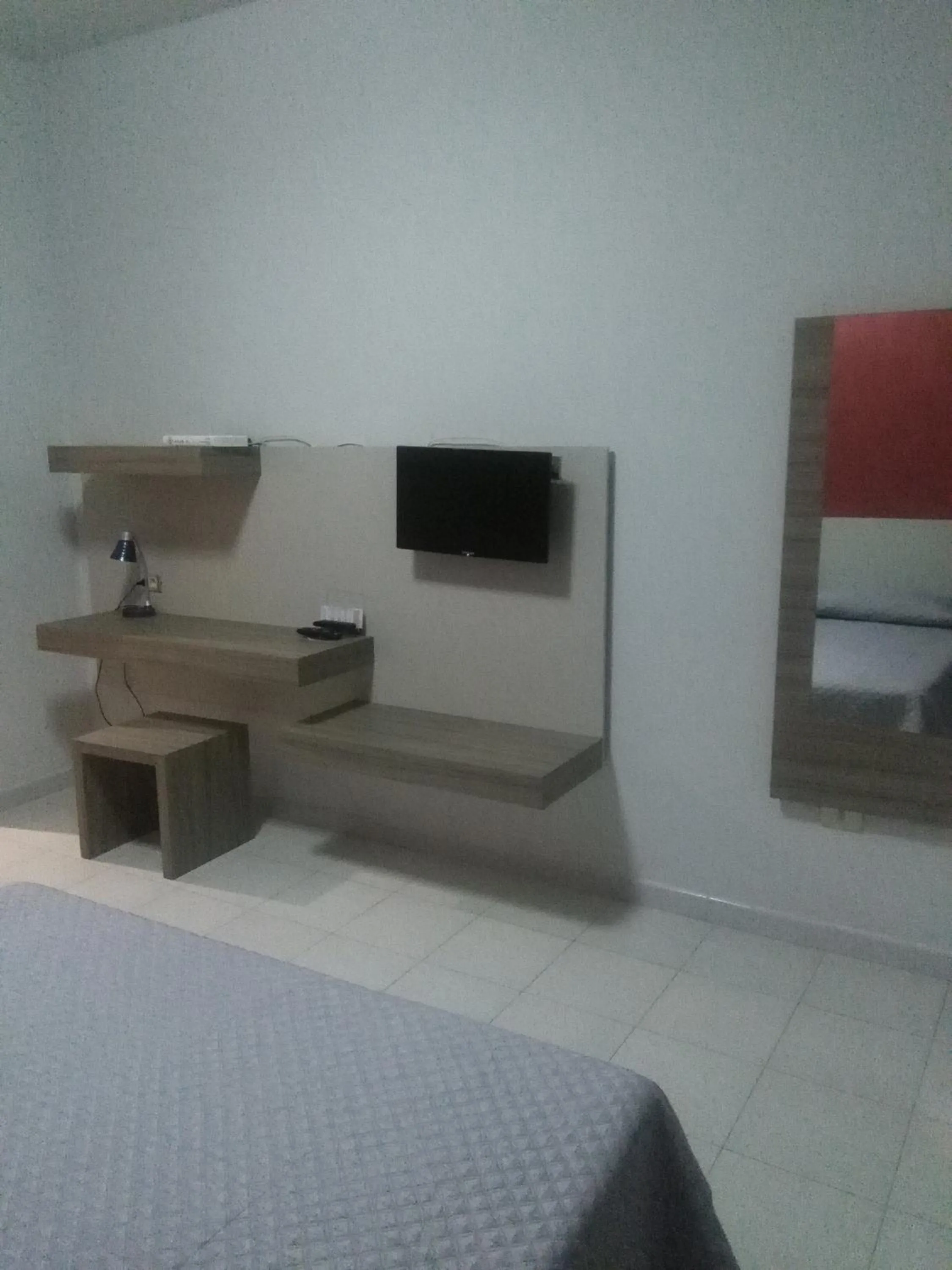 Shower, Bed in Hotel Likos