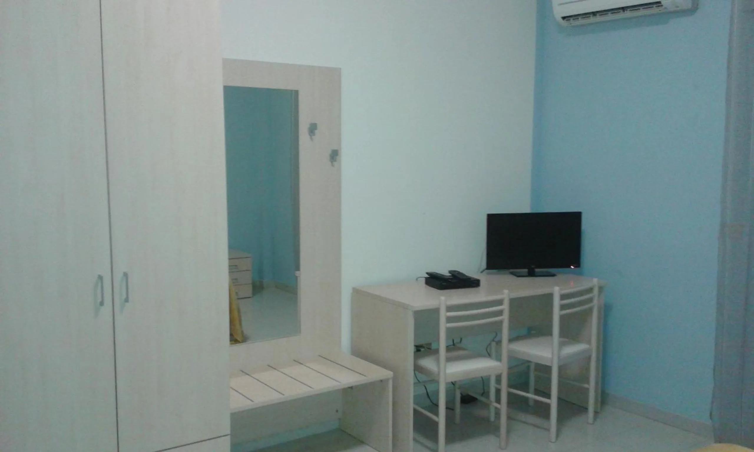 Photo of the whole room in Hotel Likos