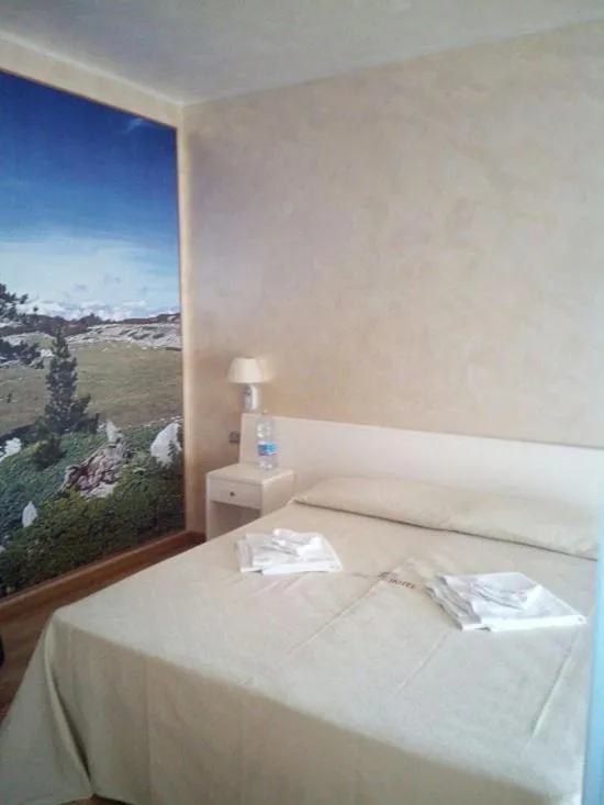 Photo of the whole room, Bed in I Rocchi Hotel
