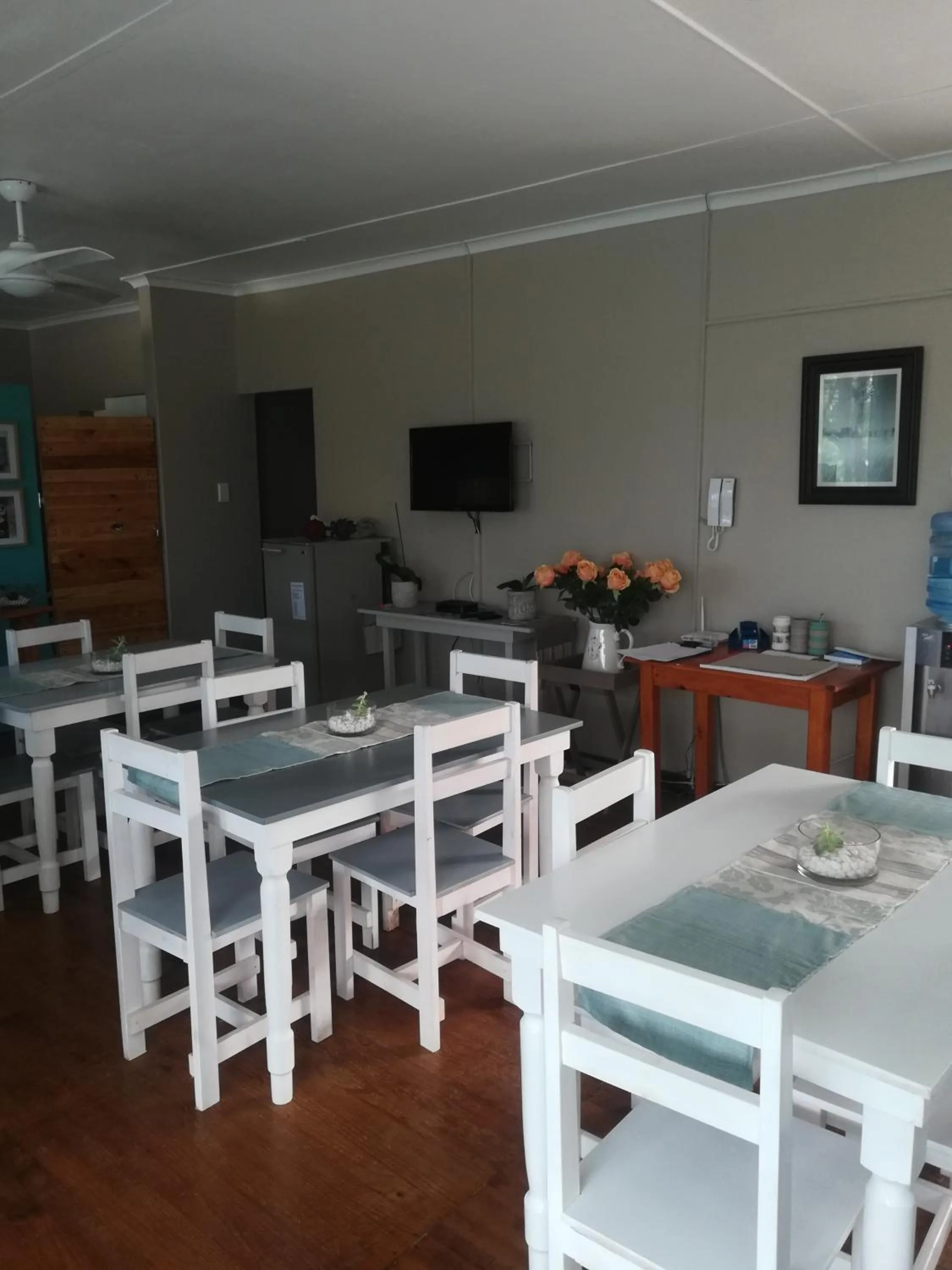 Restaurant/places to eat in The Birdhouse Bed & Breakfast #NO Loadshedding #Solar Energy