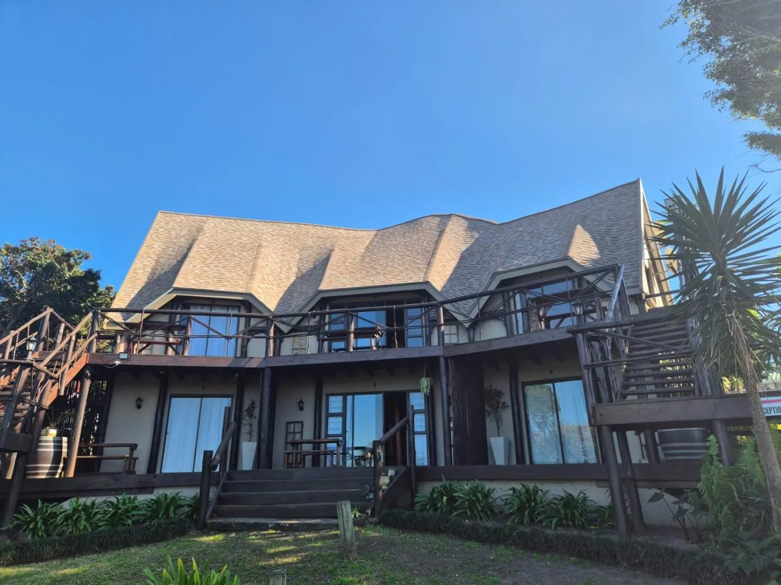 Property building in The Birdhouse Bed & Breakfast #NO Loadshedding #Solar Energy