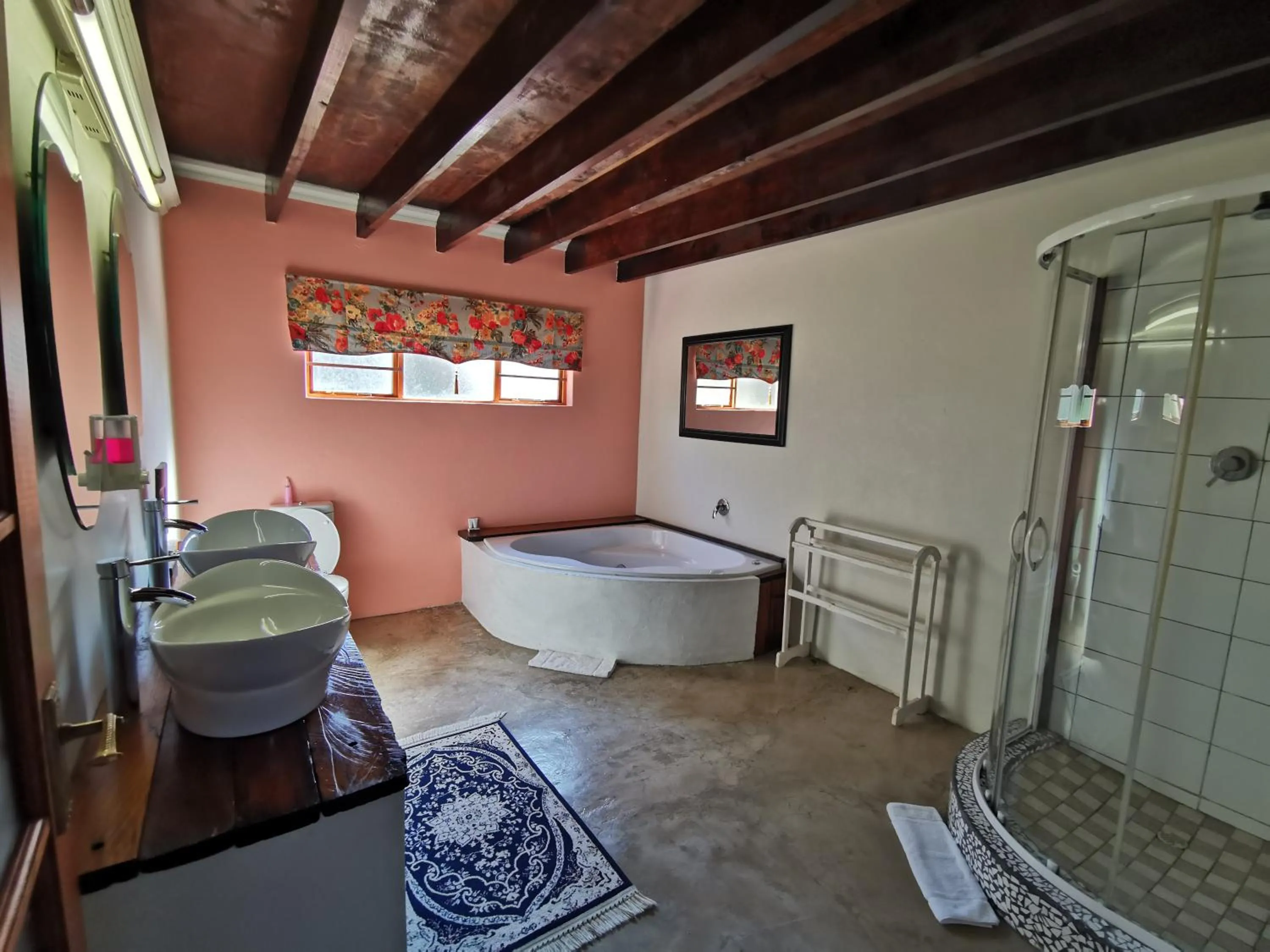 Bathroom, Bed in The Birdhouse Bed & Breakfast #NO Loadshedding #Solar Energy