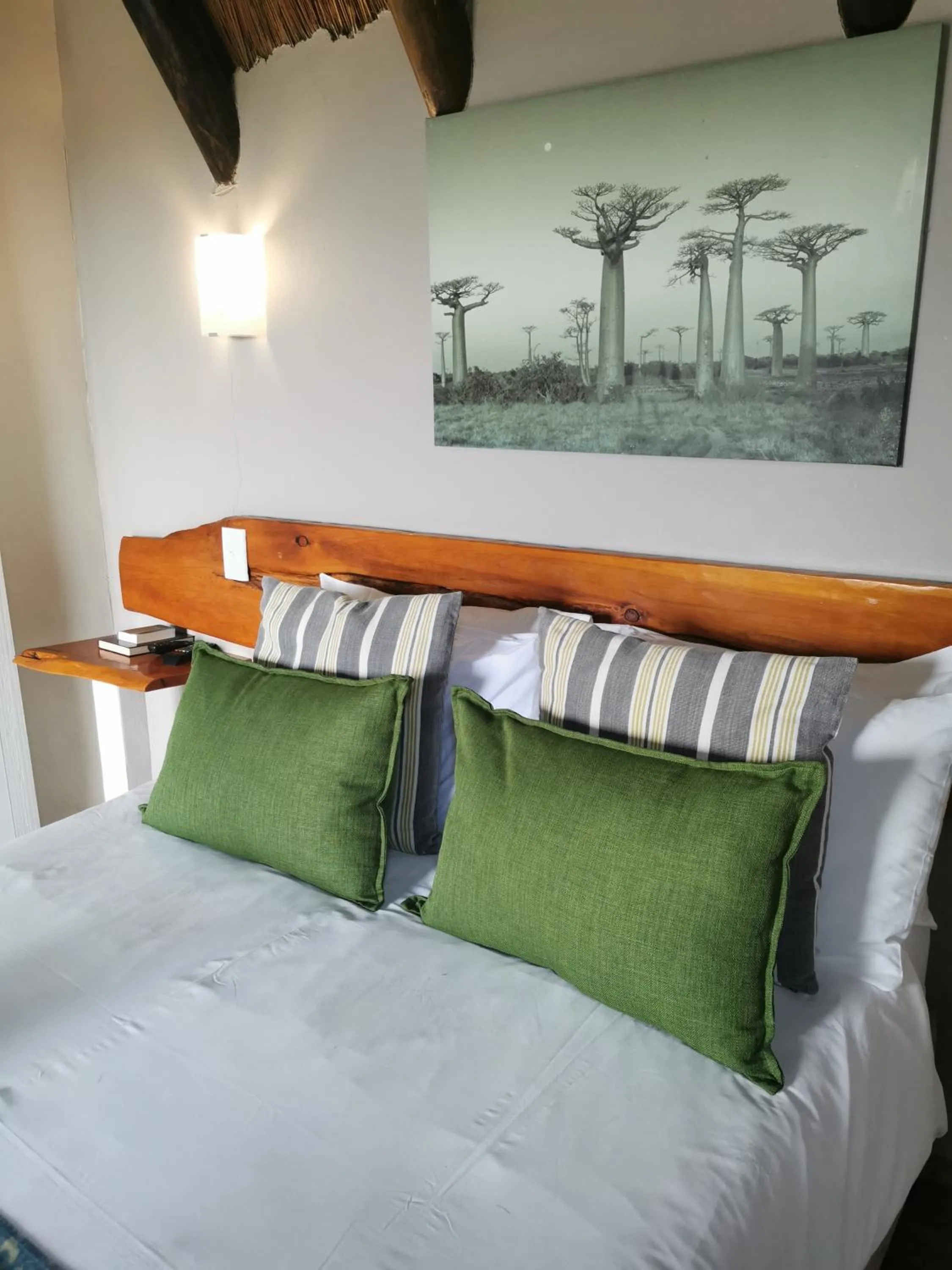 Bedroom, Bed in The Birdhouse Bed & Breakfast #NO Loadshedding #Solar Energy