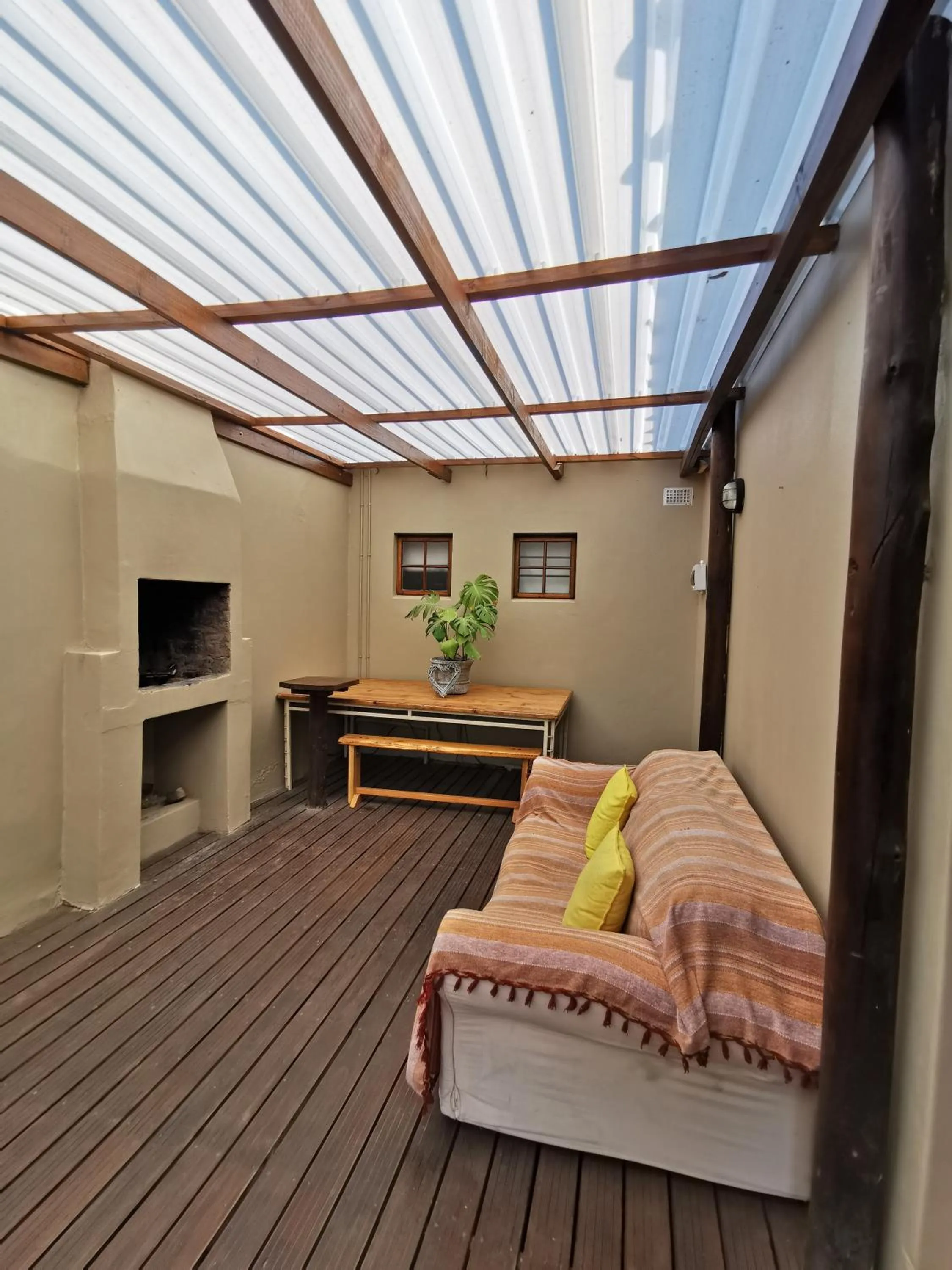 Patio in The Birdhouse Bed & Breakfast #NO Loadshedding #Solar Energy