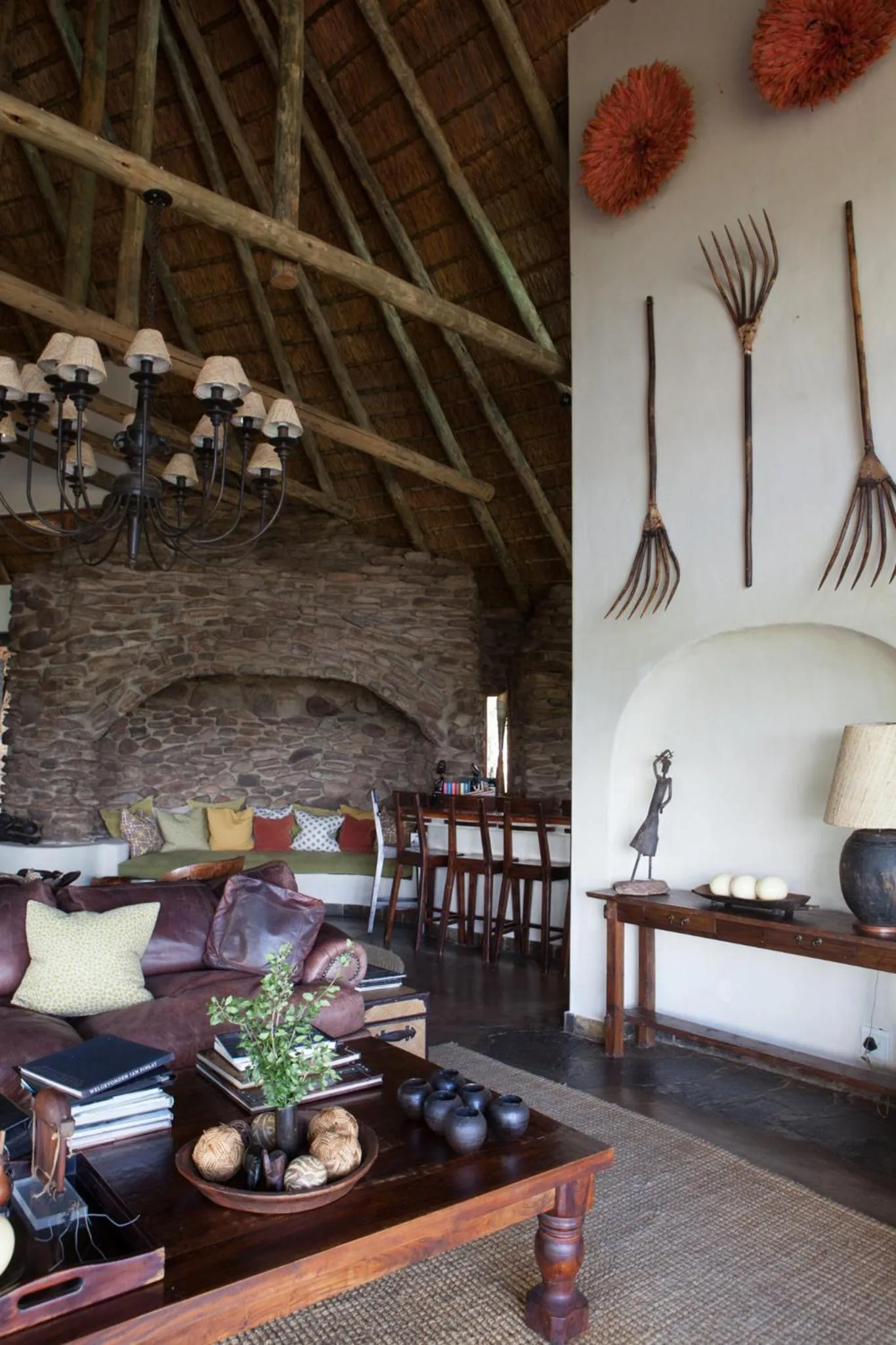 Lounge or bar in Nedile Lodge