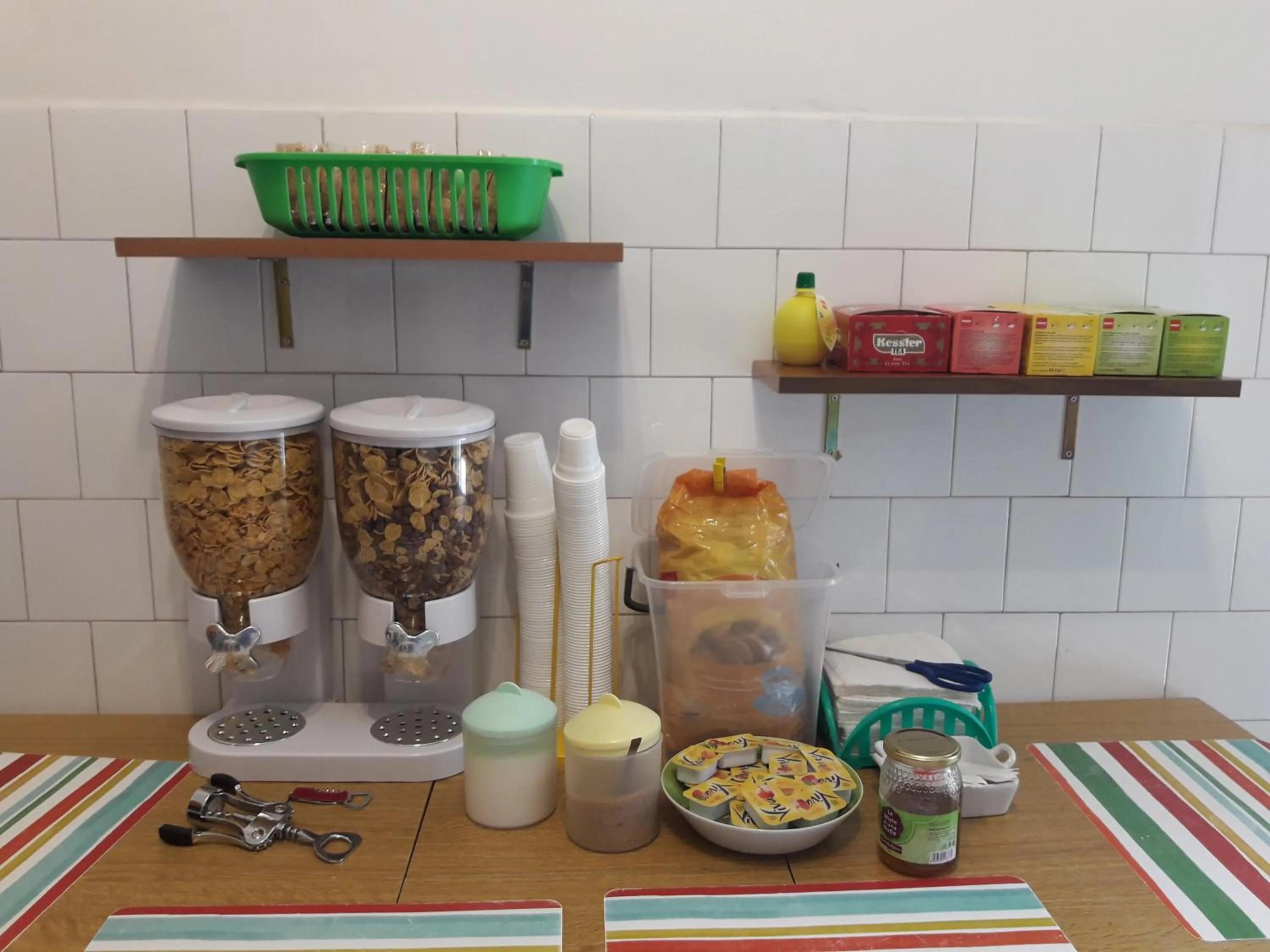 Food and drinks in I due Baroni - fronte Campus