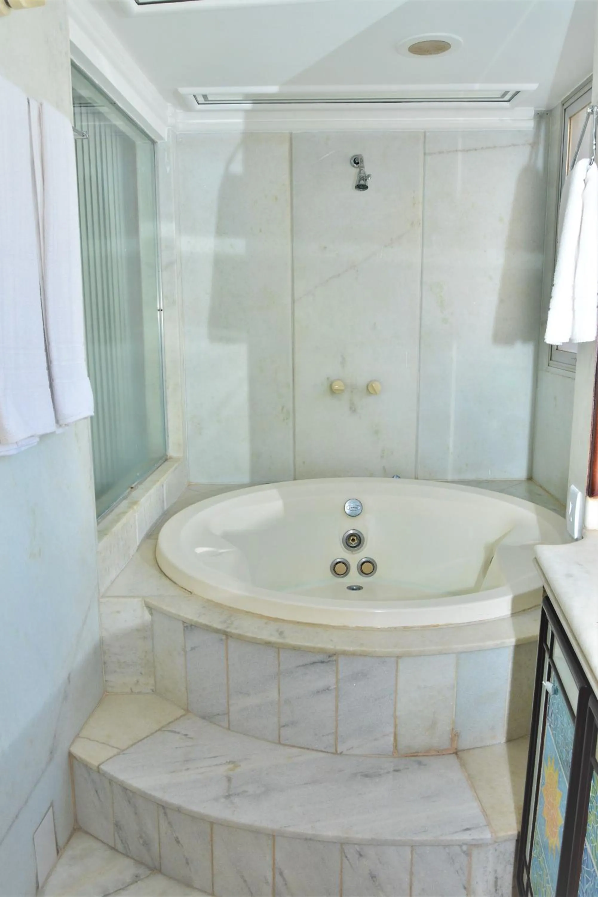 La Residence Flat Hotel