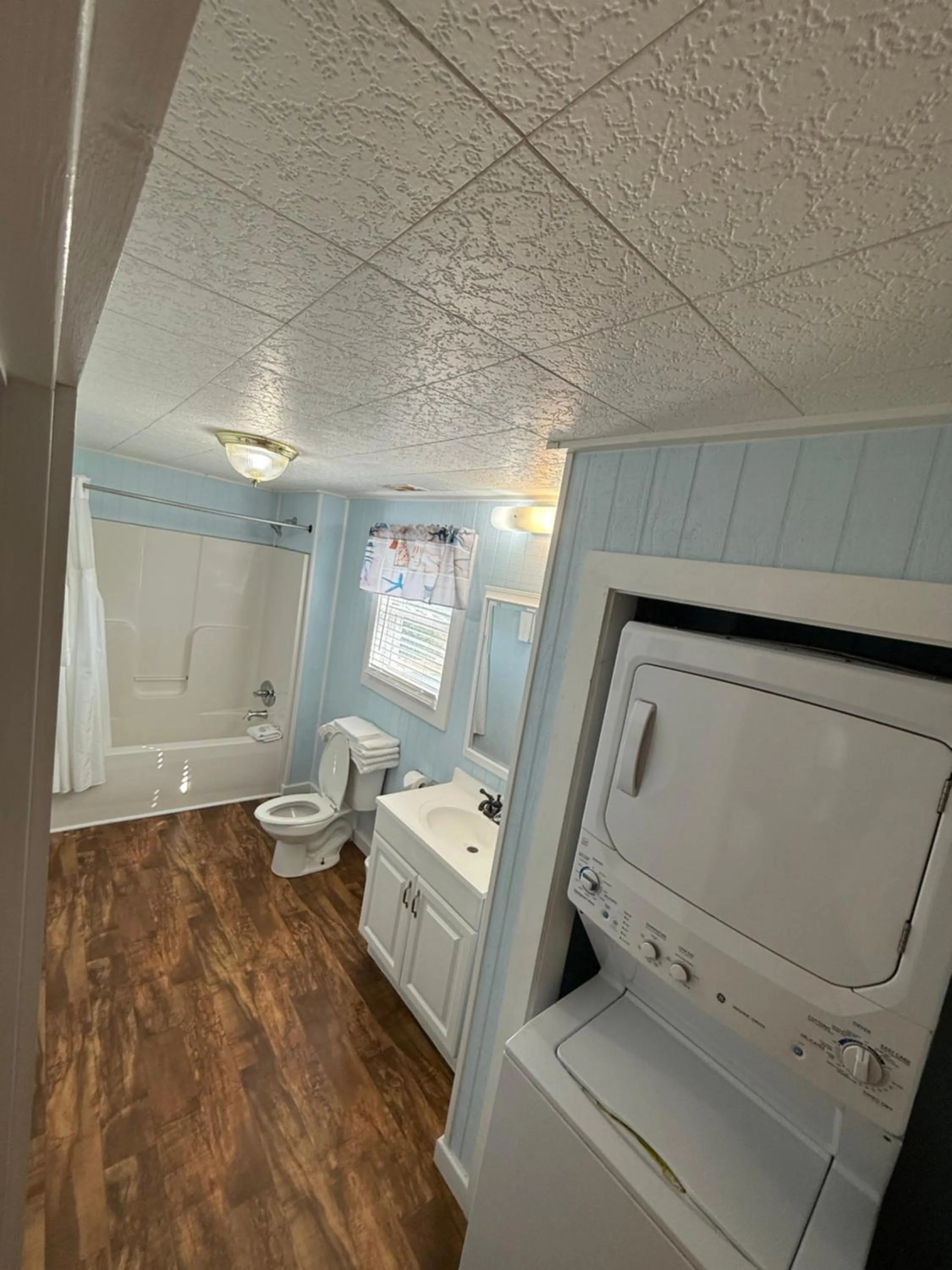 Outer Banks Motel - Village Accommodations