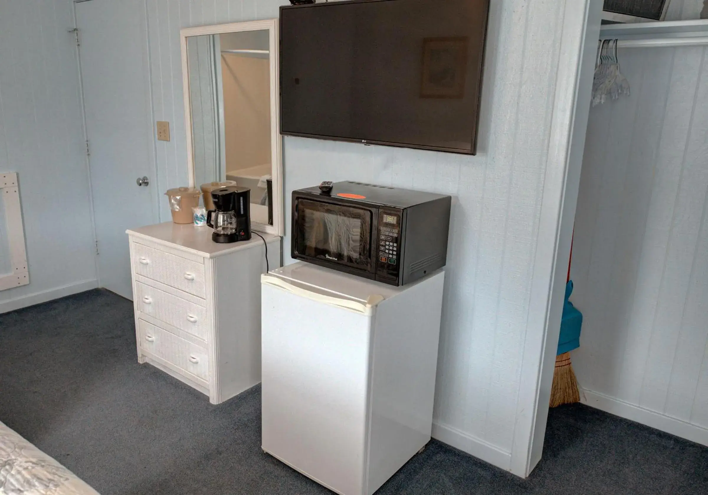 Double Room in Outer Banks Motel - Village Accommodations Double Room in Outer Banks Motel - Village Accommodations