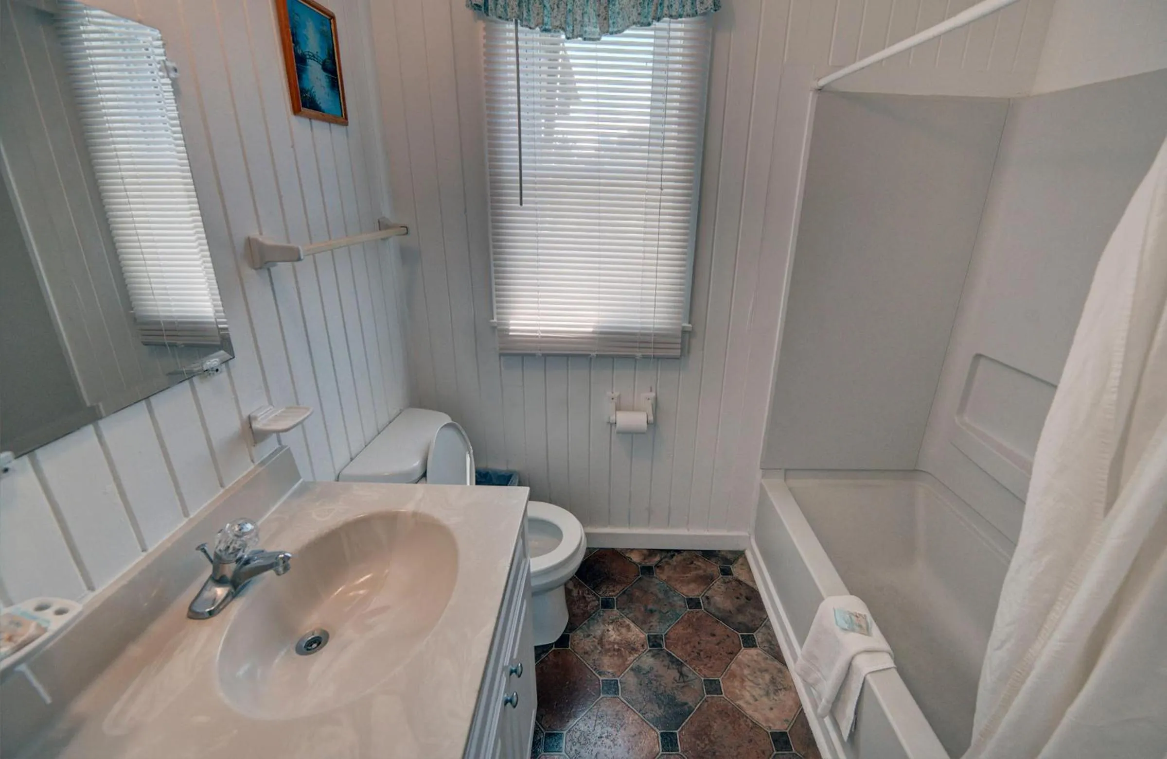 Outer Banks Motel - Village Accommodations