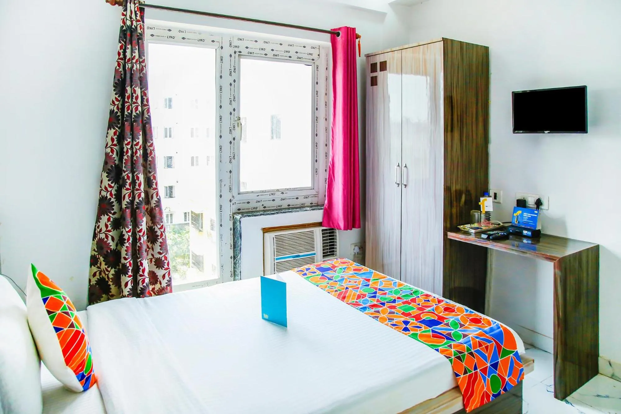 Bedroom, Bed in FabHotel Eleanora - New Town