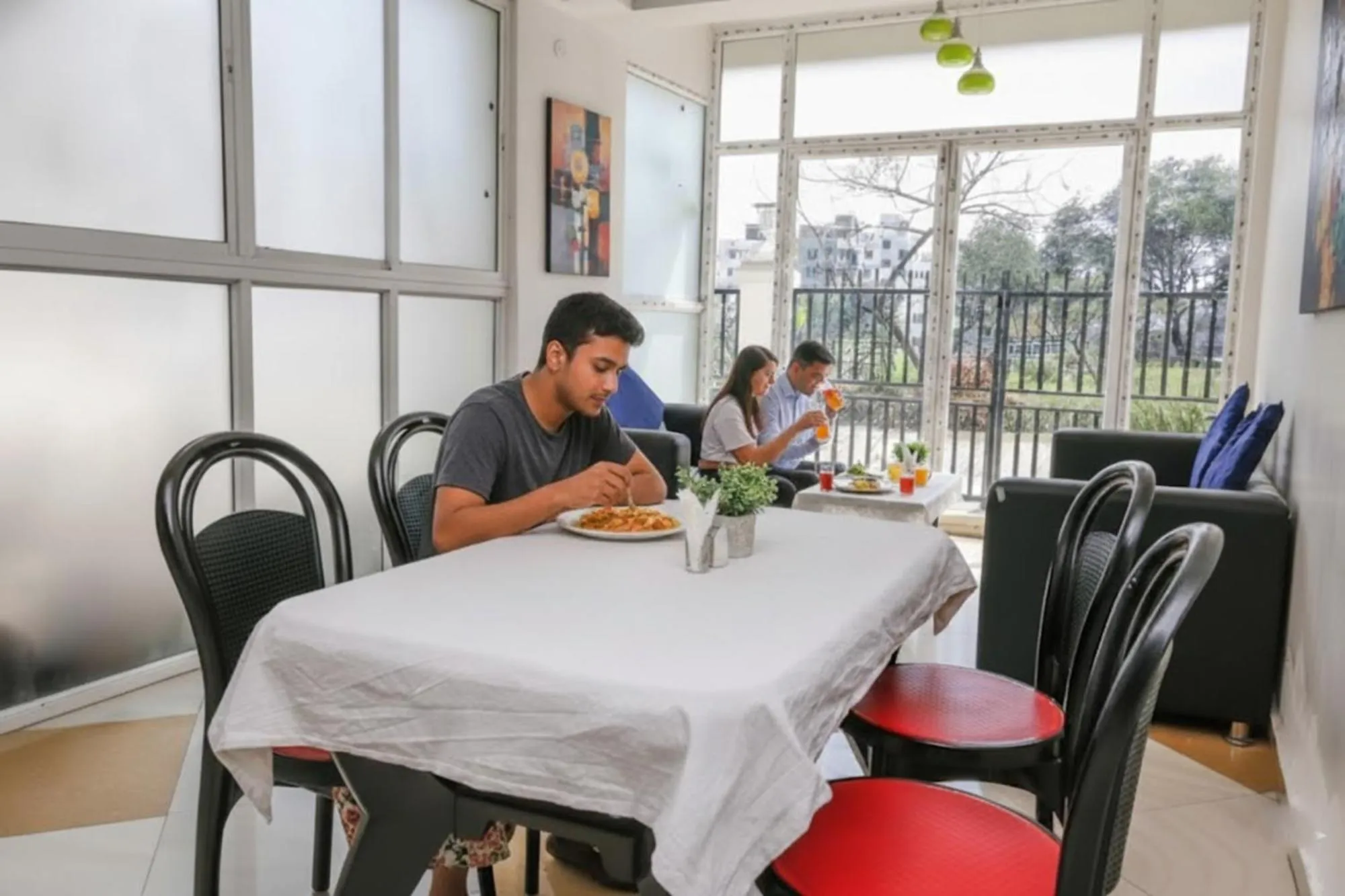 Restaurant/places to eat in FabHotel Eleanora - New Town