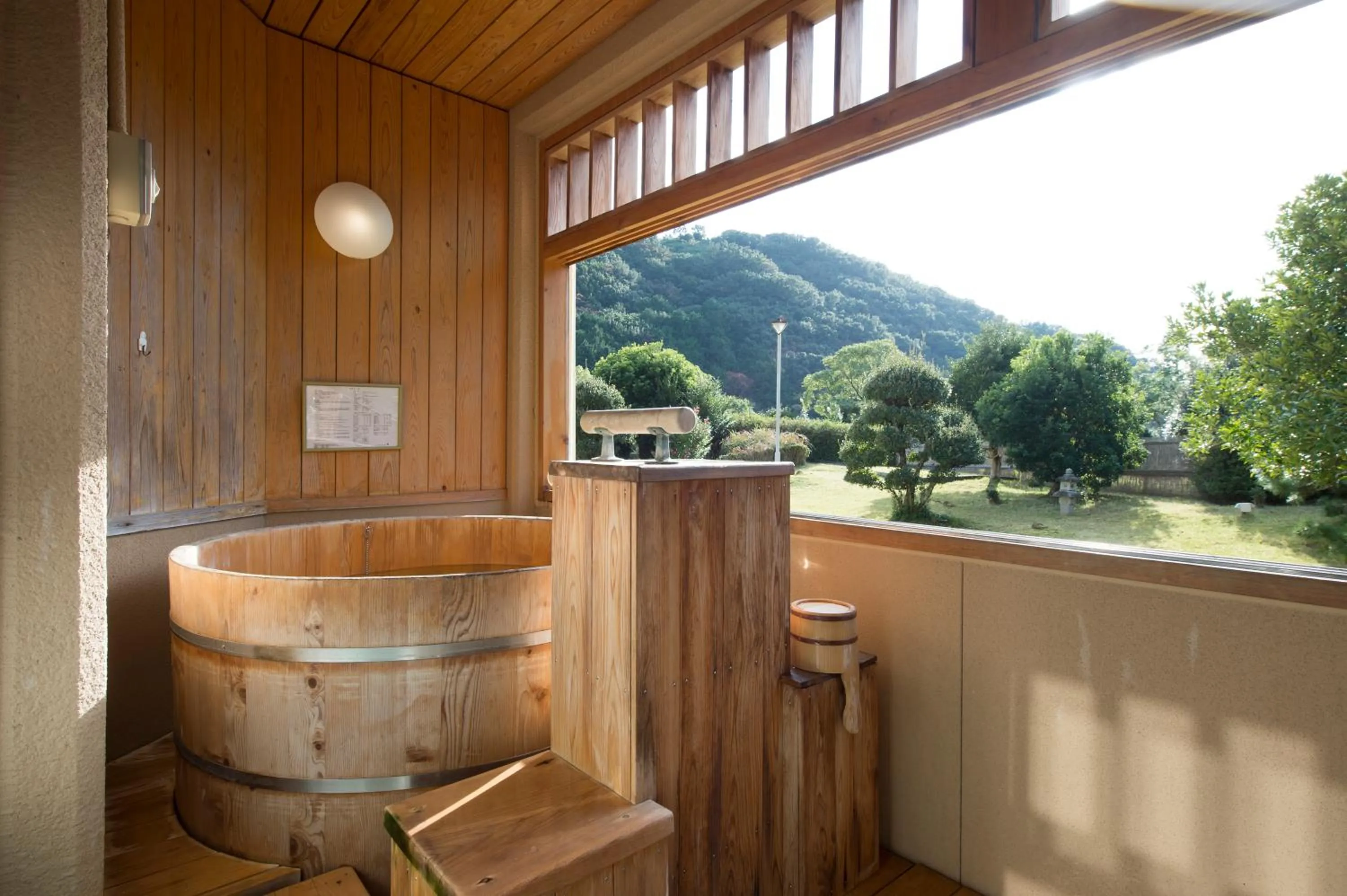 Hot Spring Bath in Hotel Tokinoza
