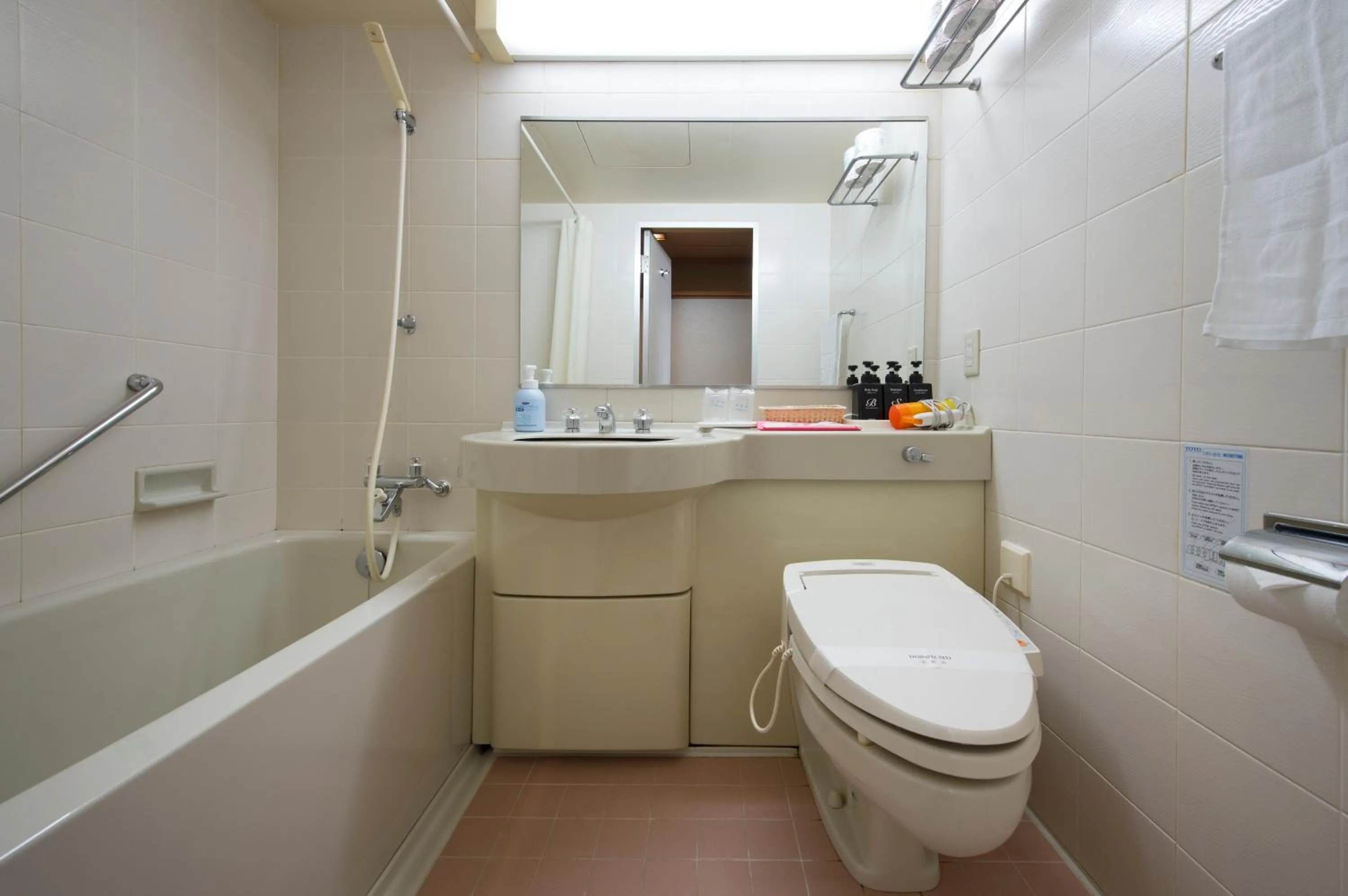 Bathroom in Hotel Tokinoza