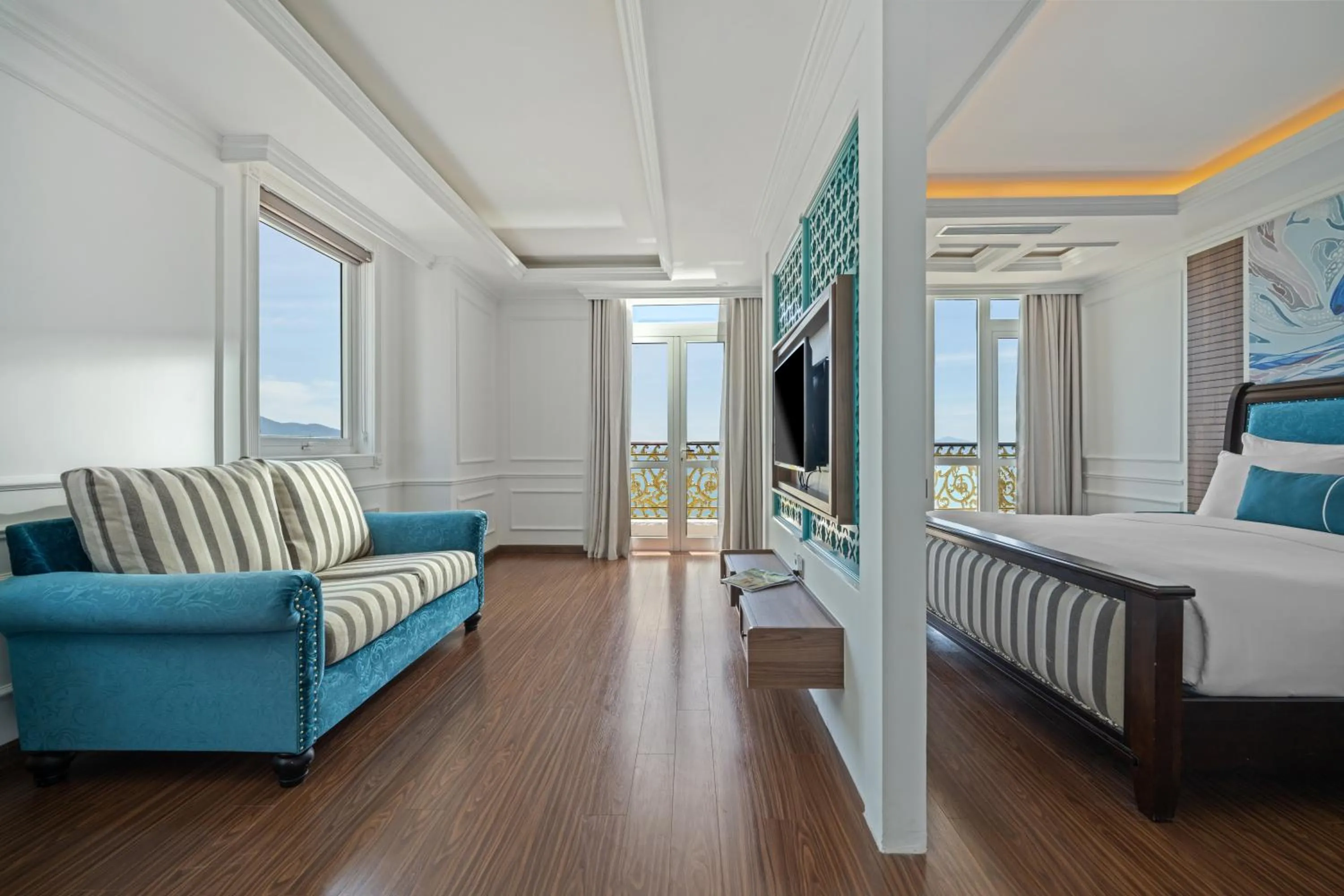 Bed in Paracel Beach Hotel