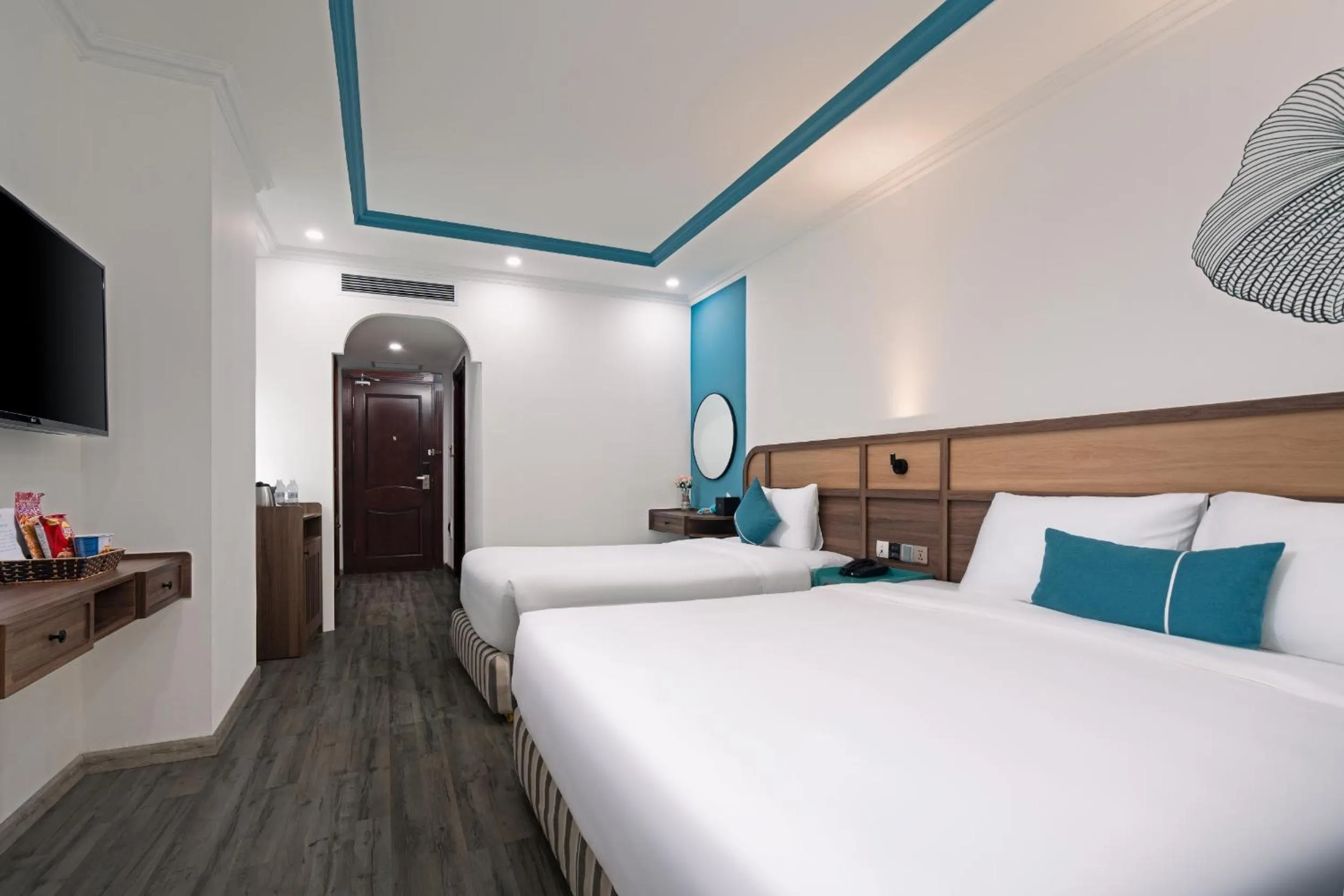 Bed in Paracel Beach Hotel