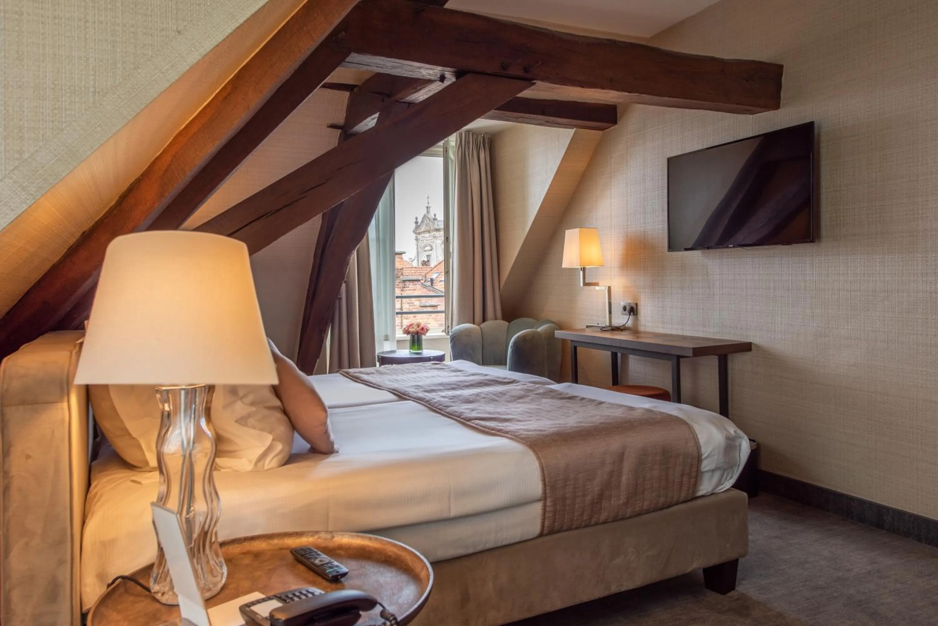 Bedroom, Bed in Dukes' Arches Brugge - by Dukes' Hotel Collection