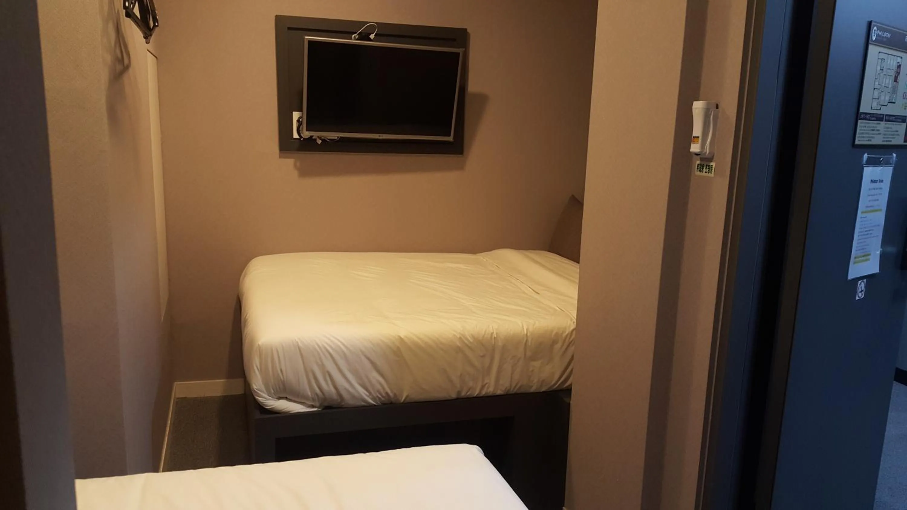 Photo of the whole room, Bed in Philstay Myeongdong Metro