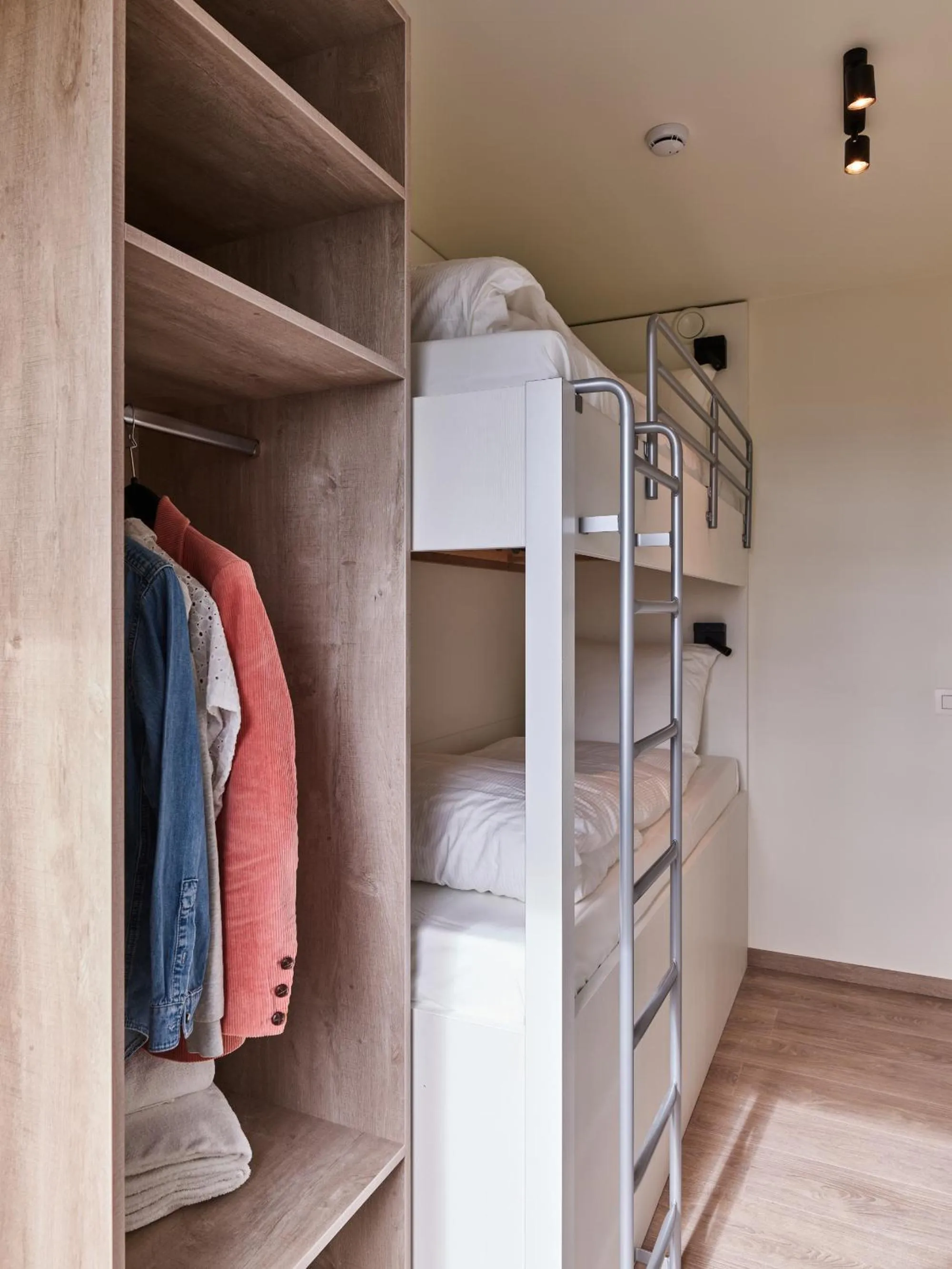 Bedroom, Bed in Holiday Suites Zeebrugge