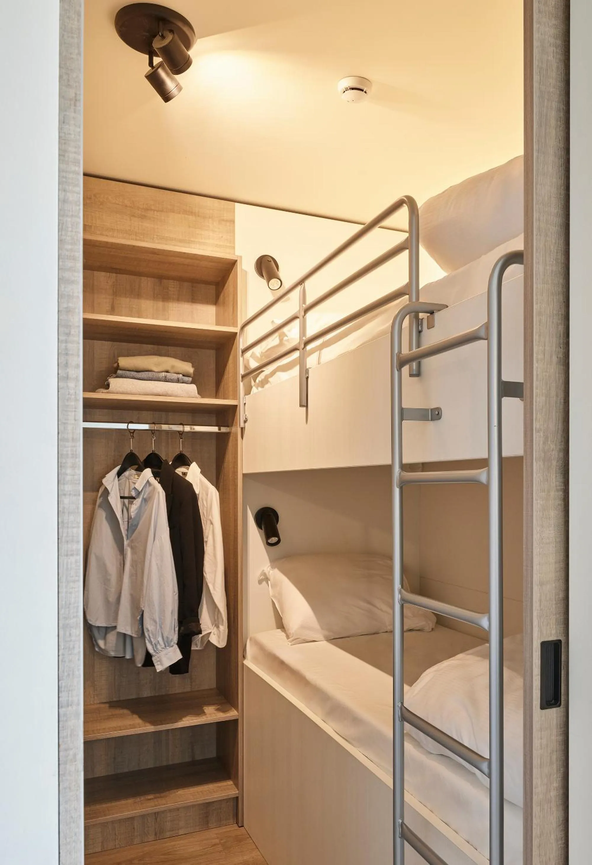 bunk bed, Bed in Holiday Suites Zeebrugge