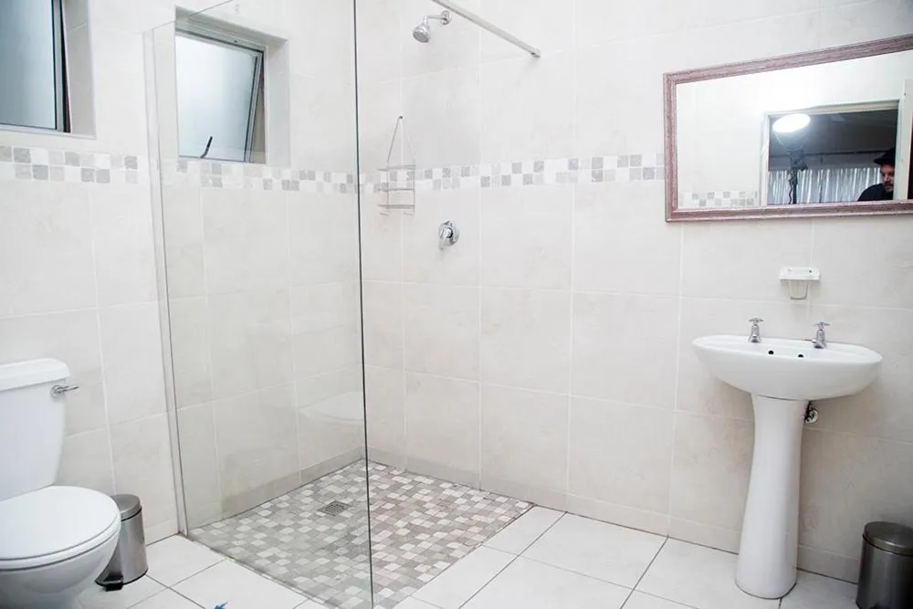 Ansteys Beach Self Catering Apartments