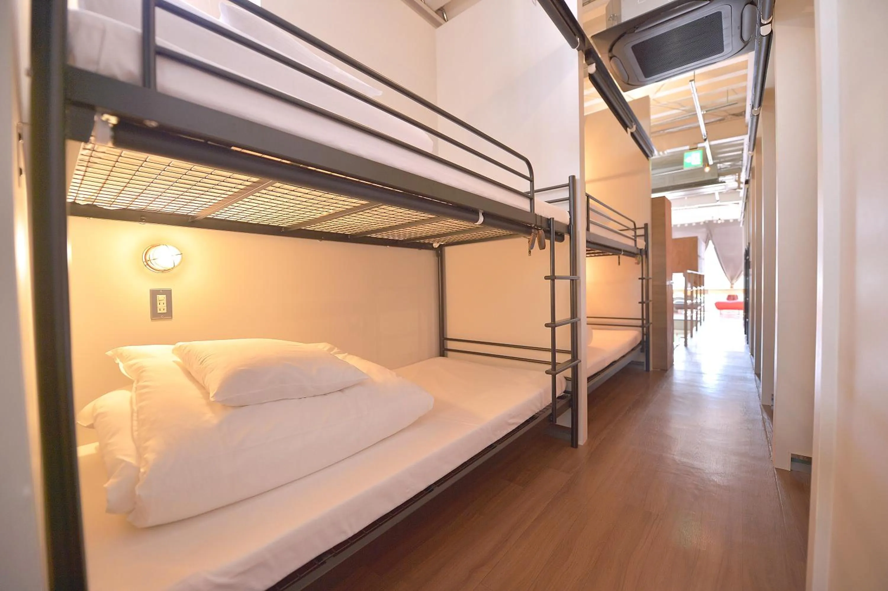 Day, Bed in Chillulu Hostel