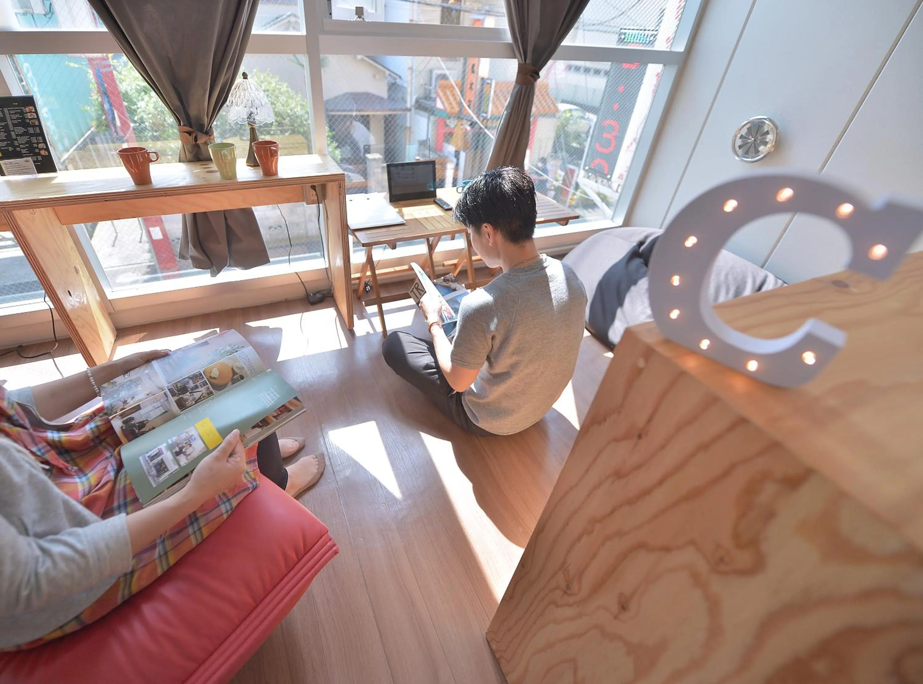 Communal lounge/ TV room in Chillulu Hostel